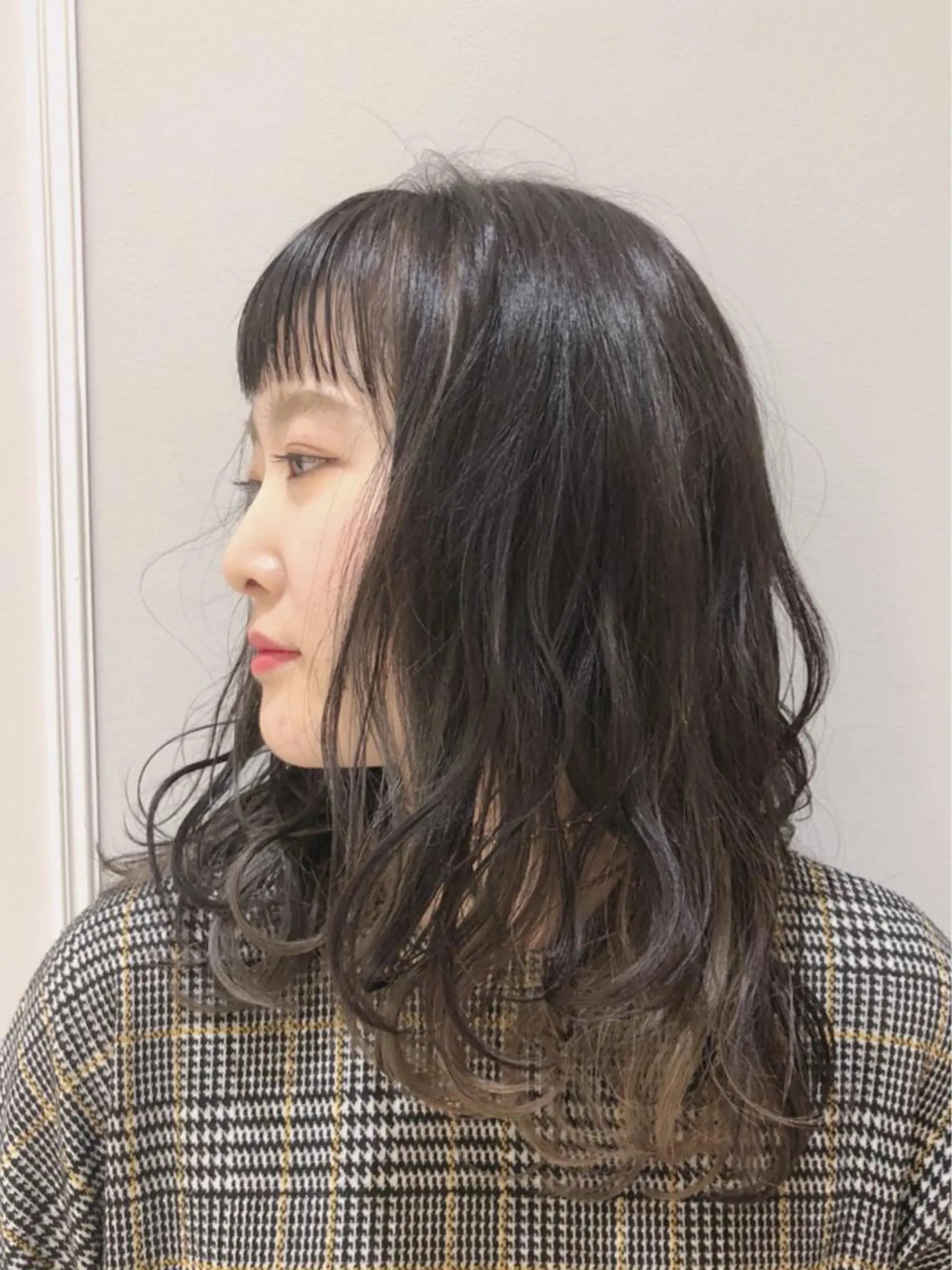 セミロング 似合わせ艶髪カラー ❤️ハダユミのヘアスタイル