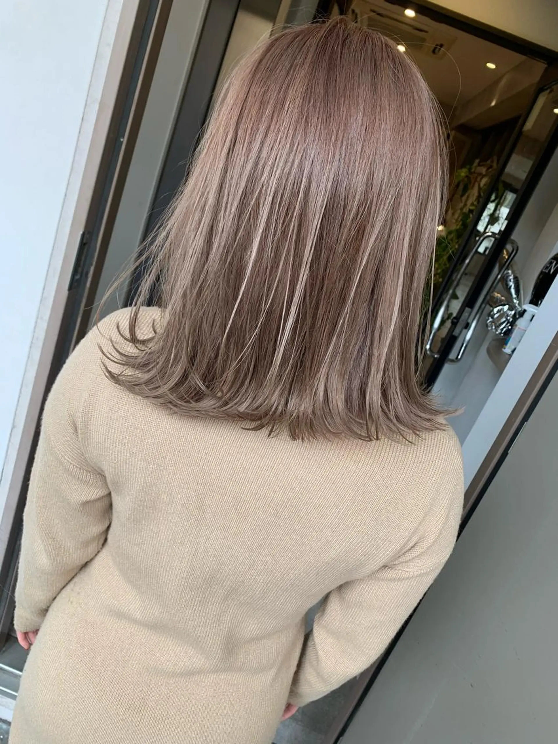 ミディアム カラー カット 髪質改善will hairdesignのヘアスタイル