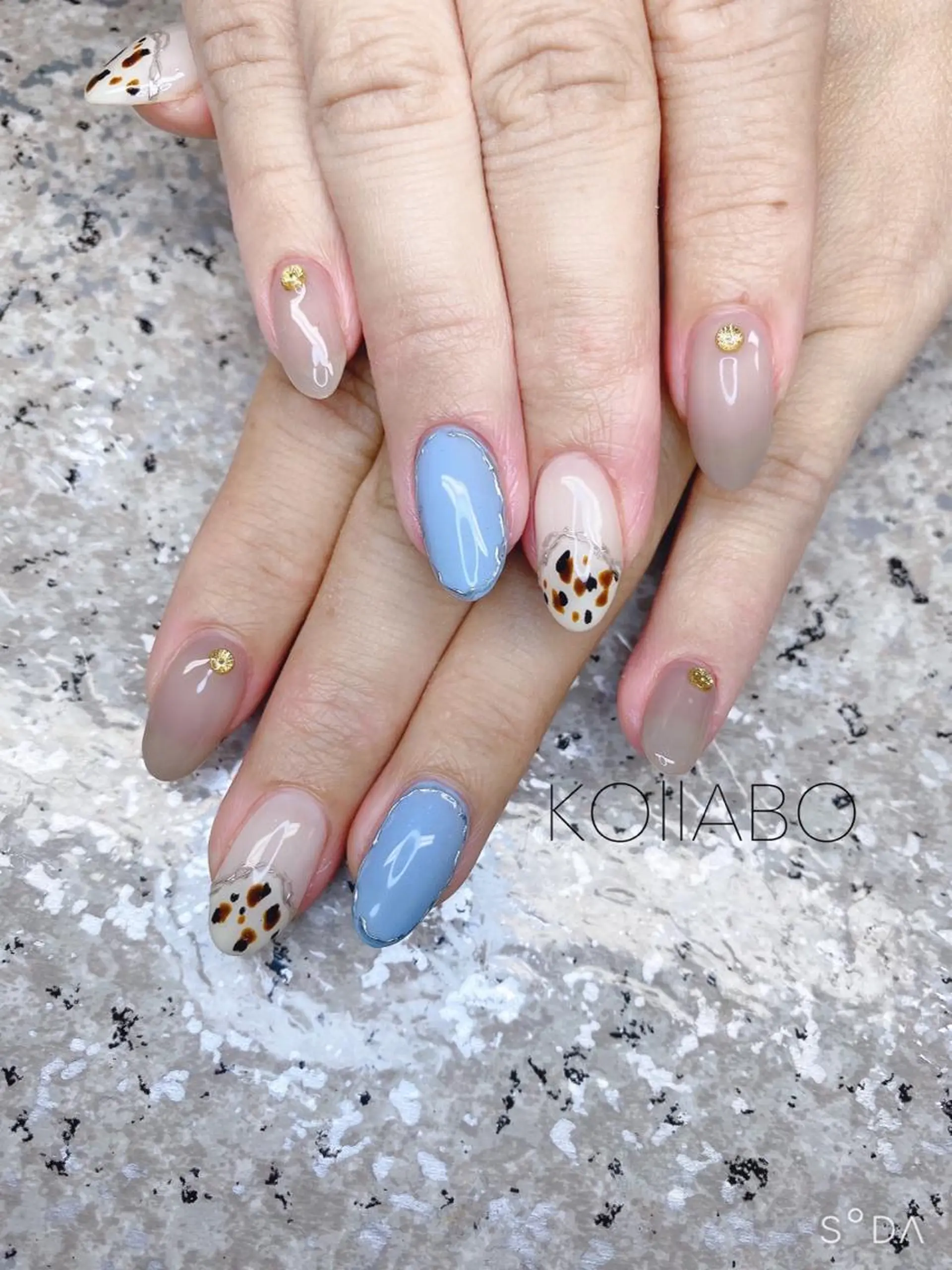 ネイル KOLLABO nailのネイルデザイン