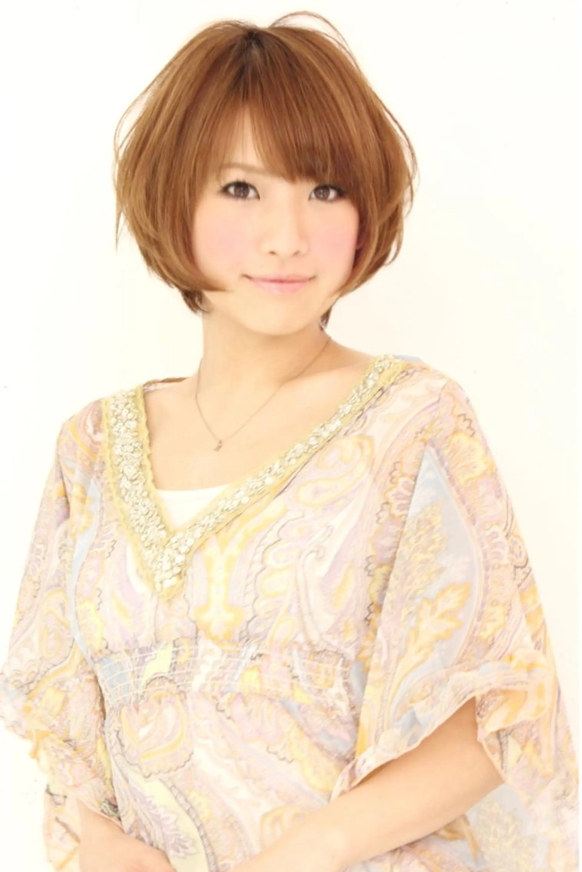 ショート カラー ショートボブ ボブ ショートヘア 青木 茂樹⭐️ 透明感カラーのヘアスタイル