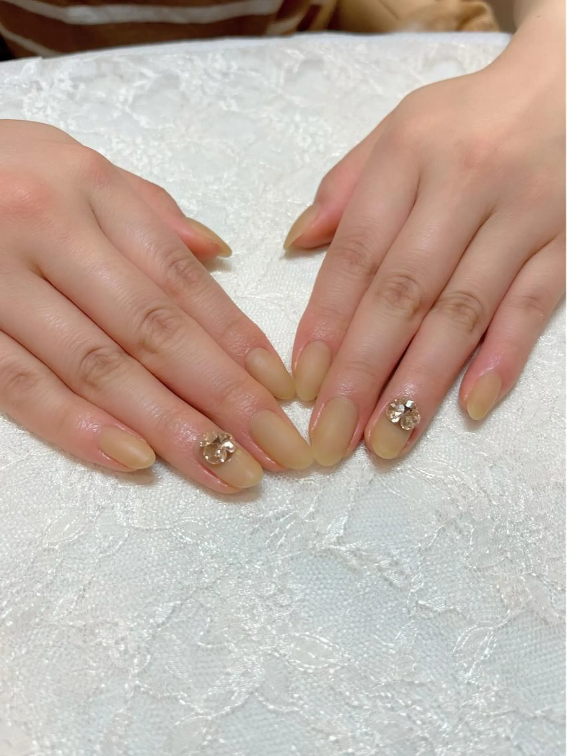 ネイル マットネイル 黄色 ハンドネイル aoi nailのネイルデザイン
