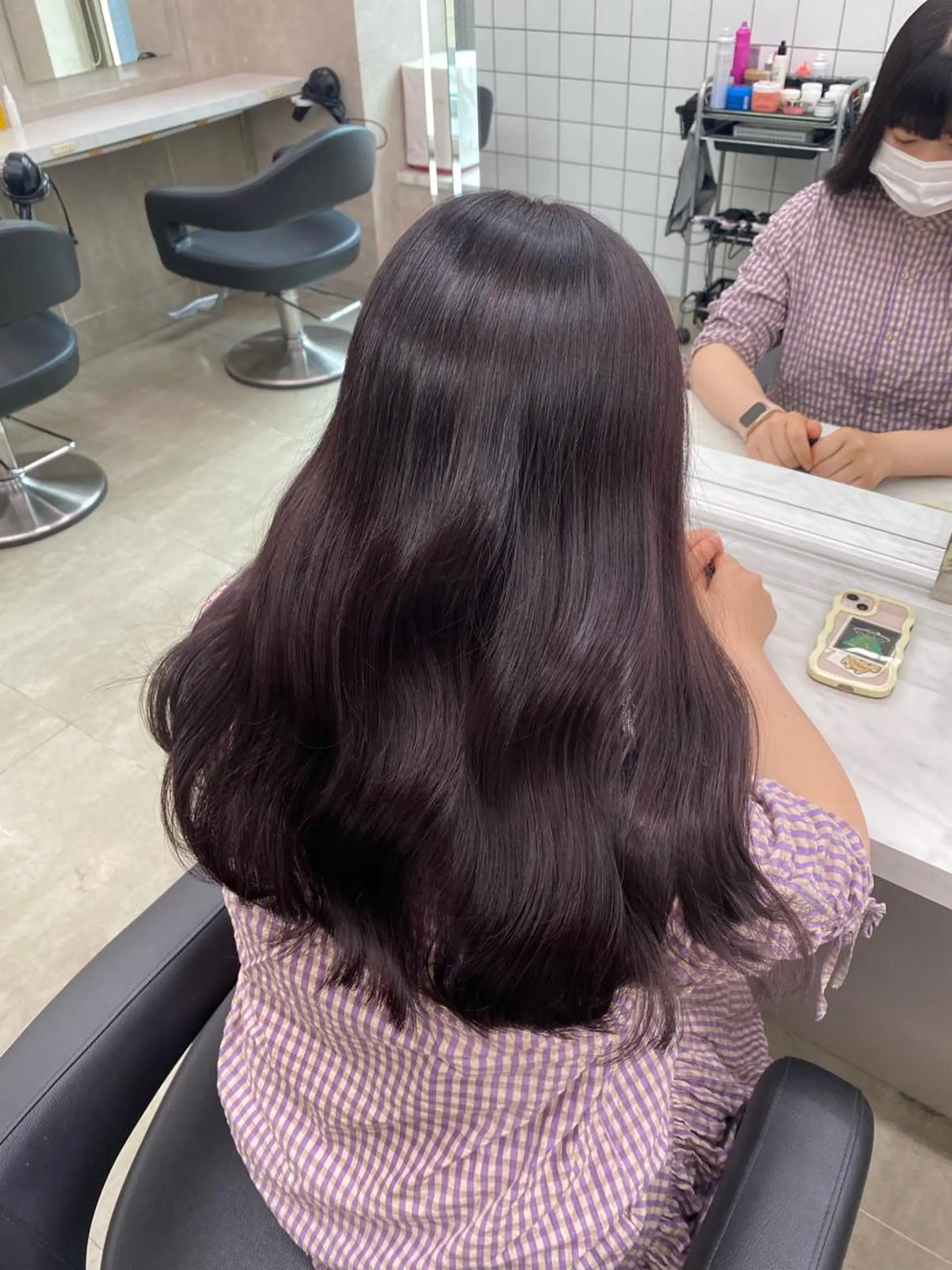 セミロング カラー ヘアアレンジ キッズ ブラウンカラー ラベンダーカラー ラベンダーブラウン 髪質改善 トリートメント TRU Shino🦋のマツエク・マツパデザイン
