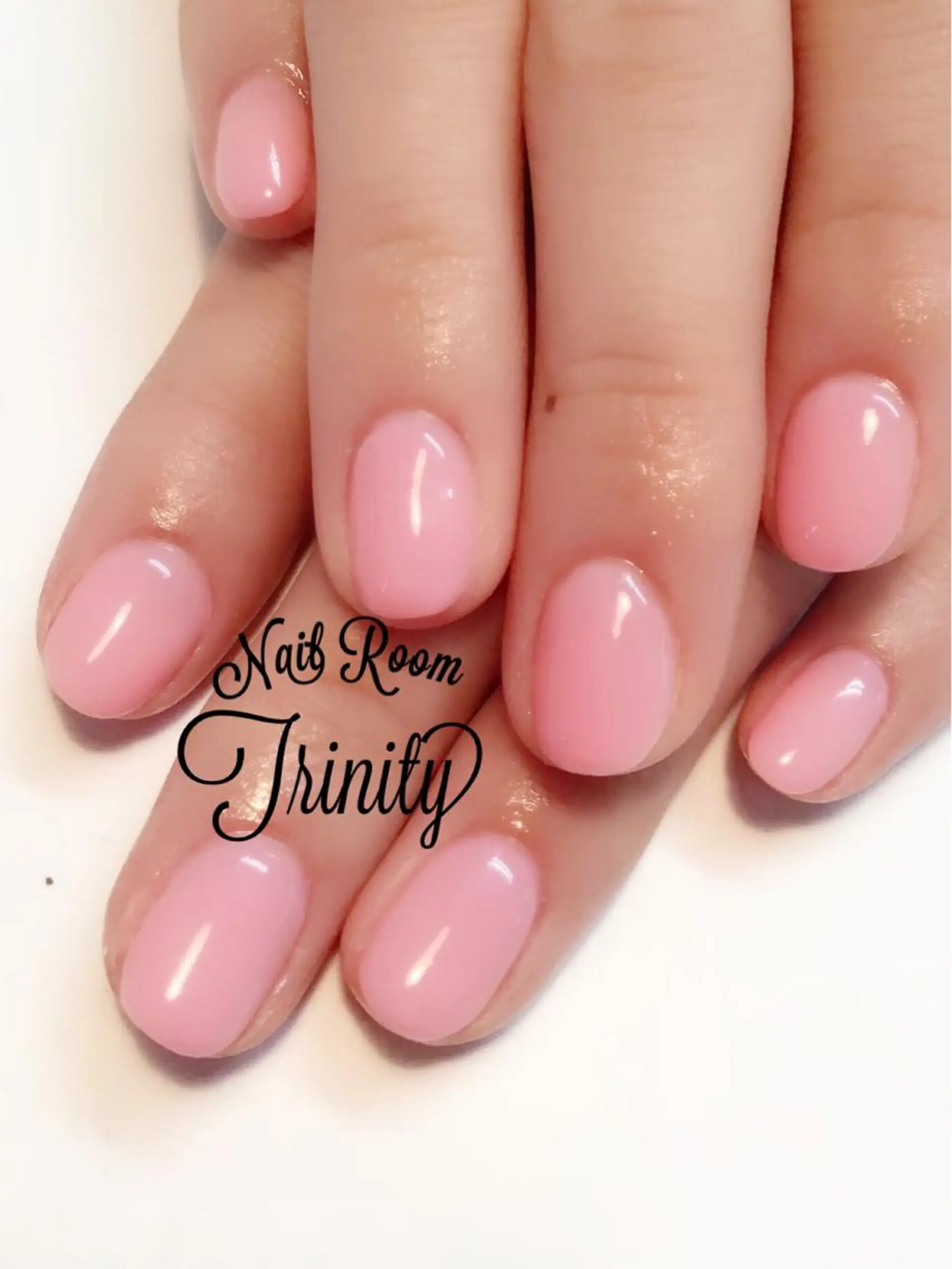 ネイル Trinity staffのネイルデザイン