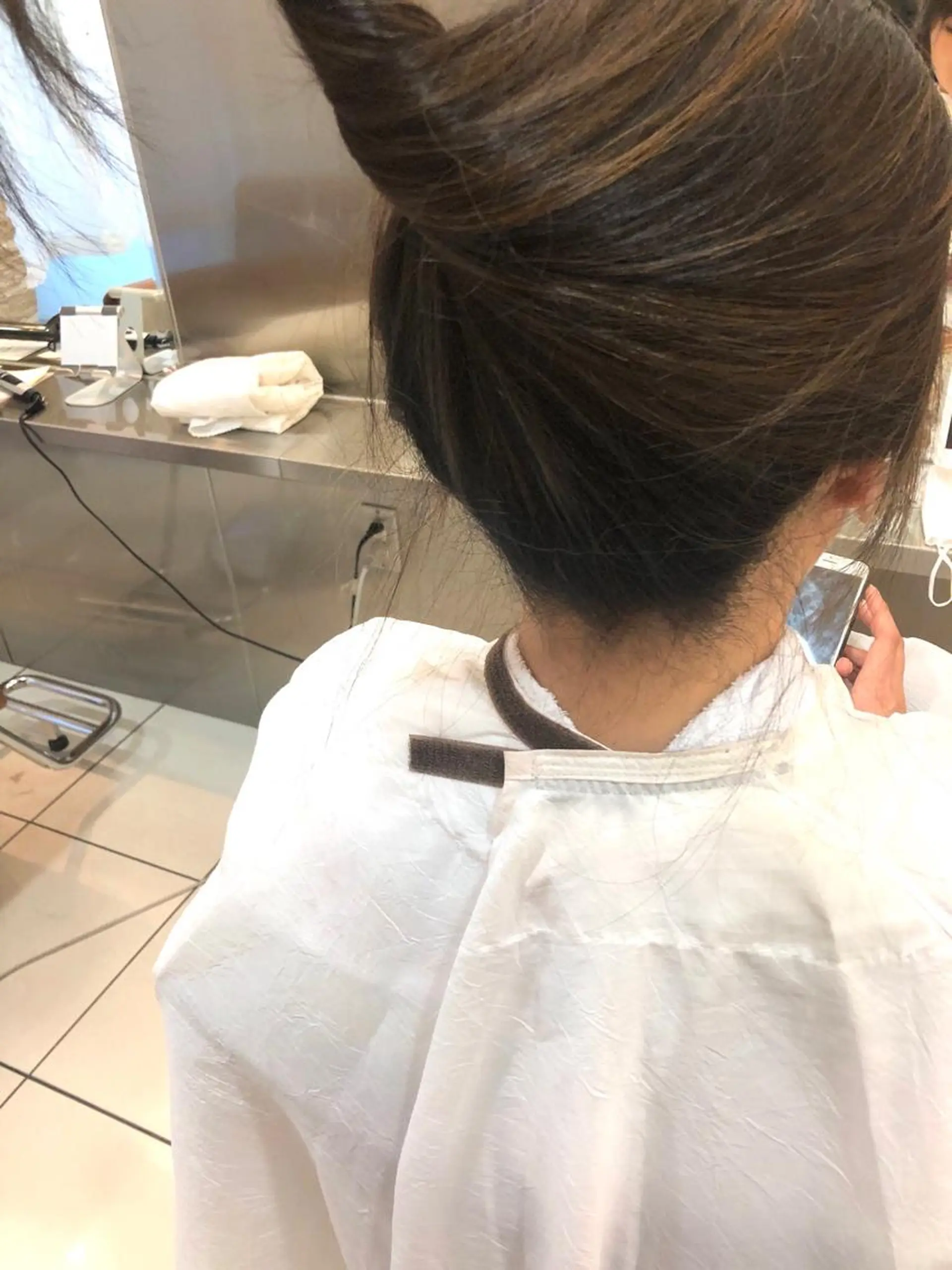 セミロング ハイライト 美髪矯正・レイヤー 倉友哉のヘアスタイル