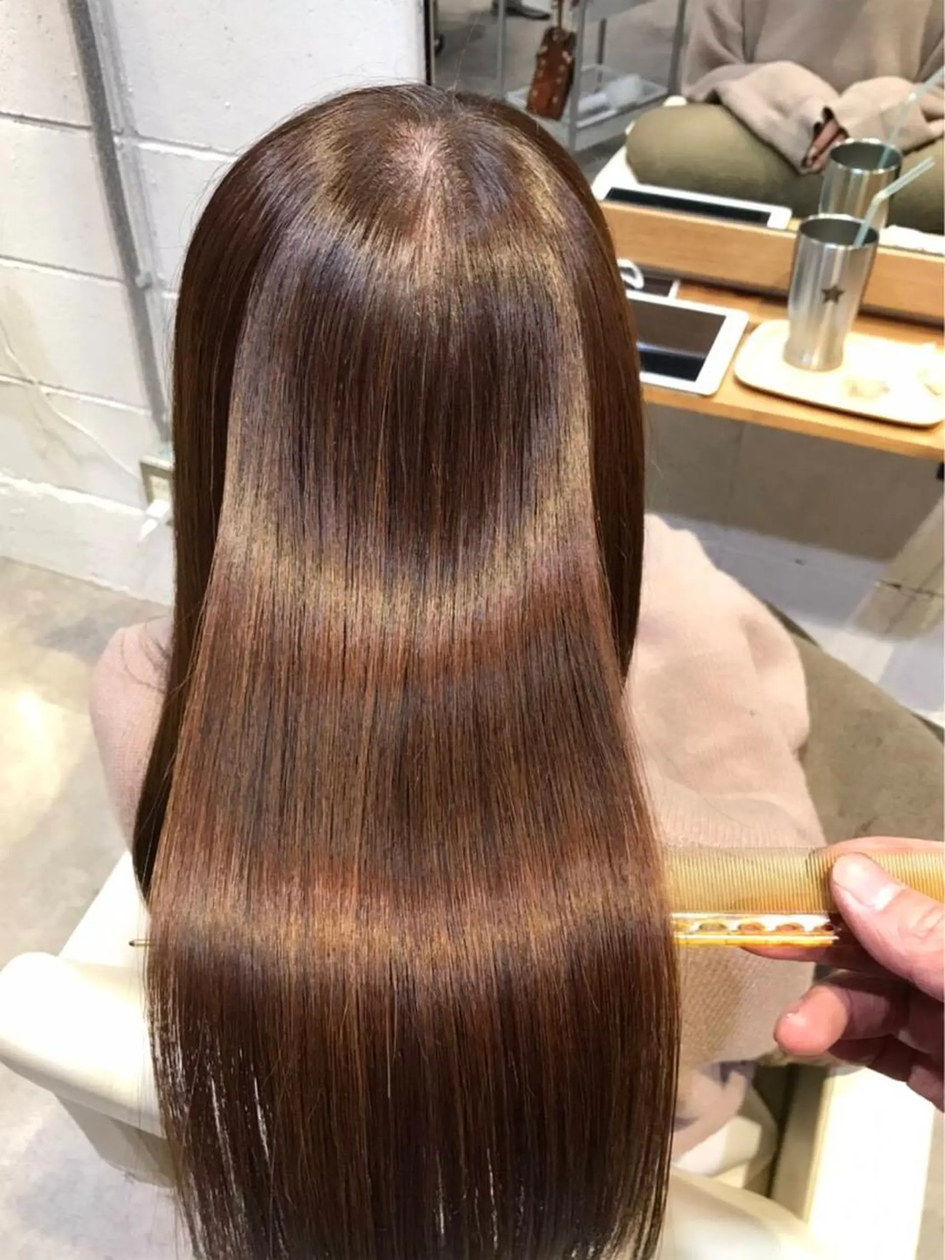 ロング 髪質改善 岩尾 志保のヘアスタイル