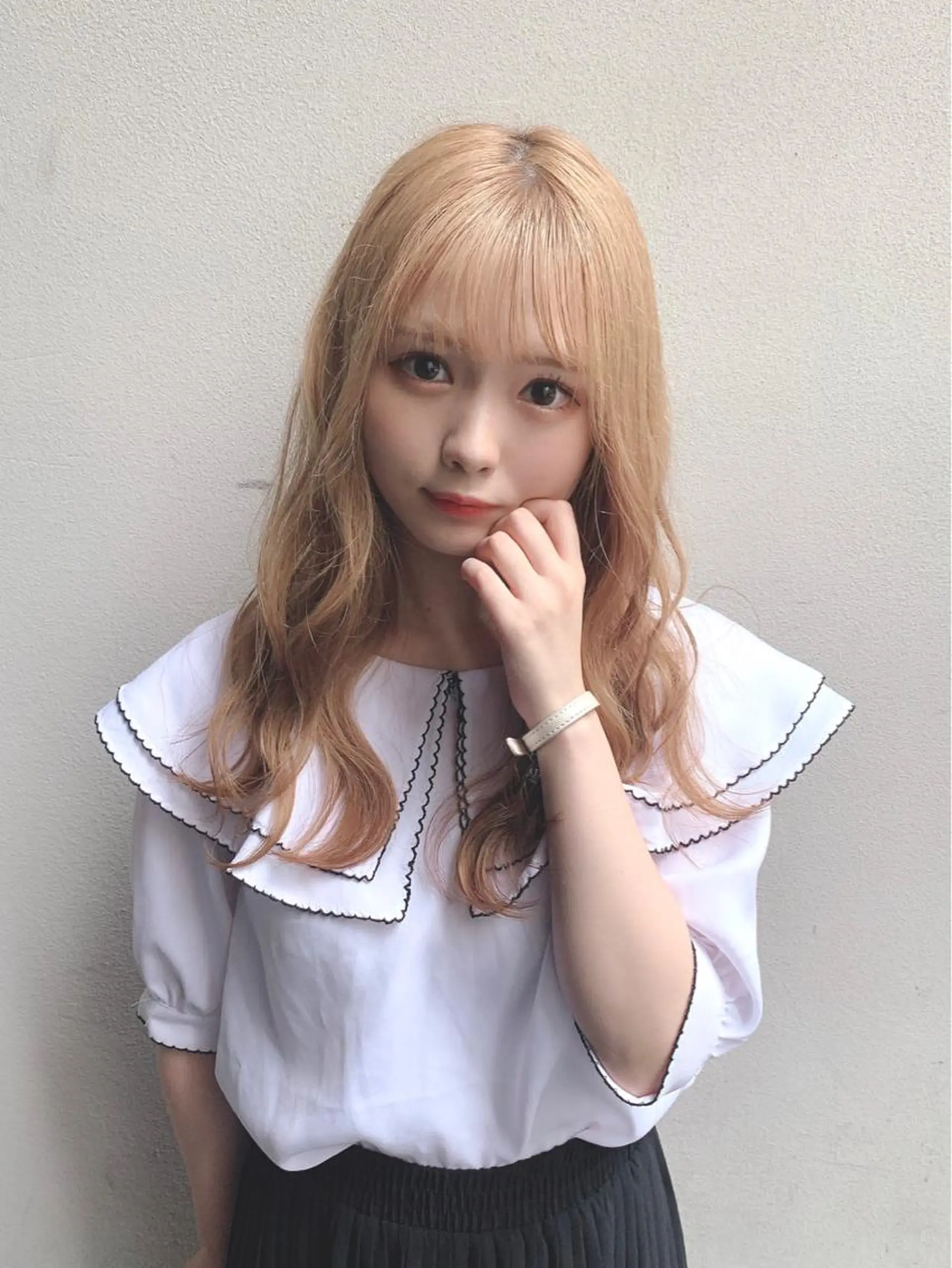 セミロング カラー ベージュカラー ブロンド ブロンドベージュ ヘアカラー トリートメント 矢野 晃平のヘアスタイル