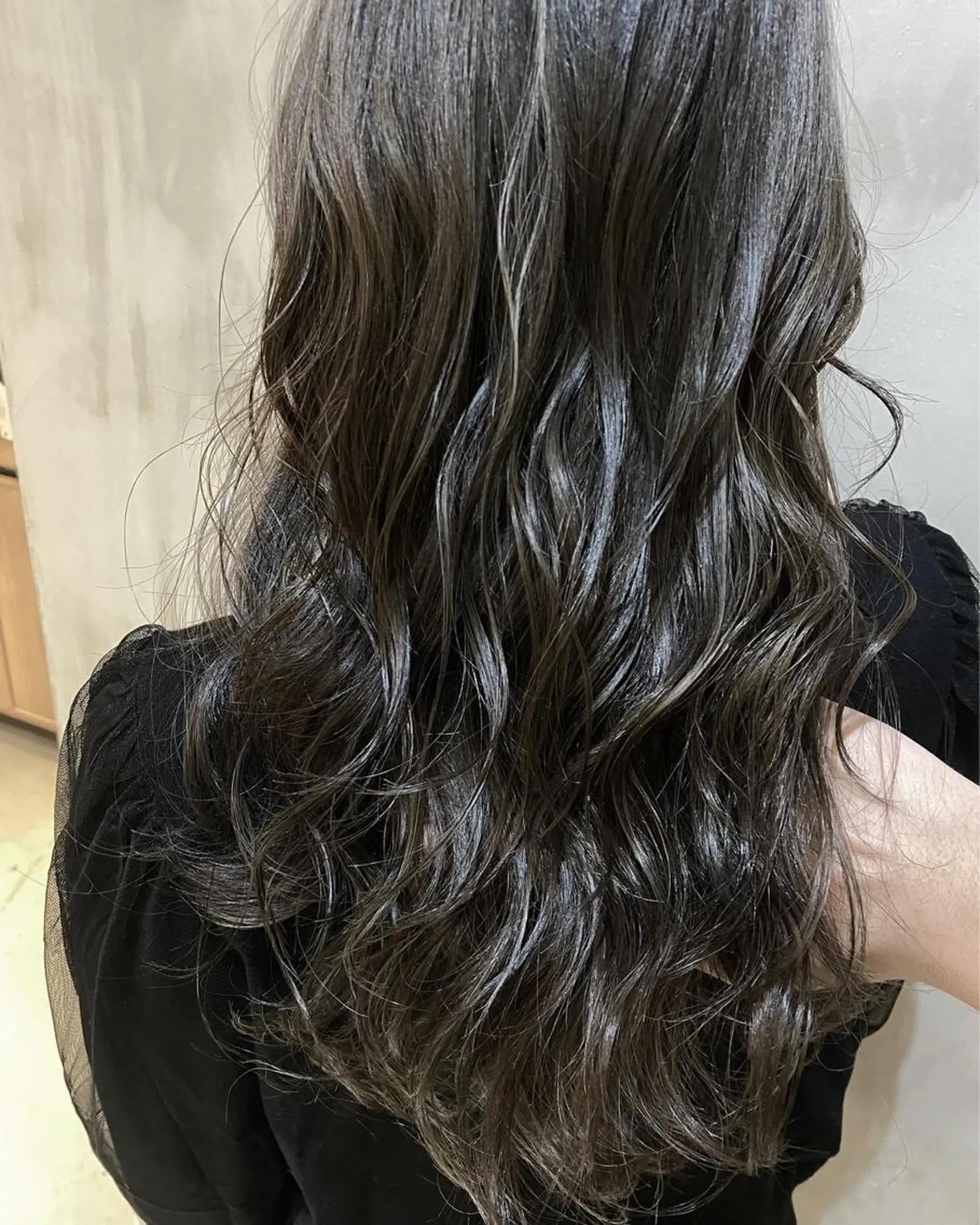 ロング カラー ヘアアレンジ ネイル マツエク・マツパ 透明感カラー ハイライトカラー 外国人風カラー ハイライト ヨシンモリ 夜23時まで予約🉑 reverieあきらのヘアスタイル