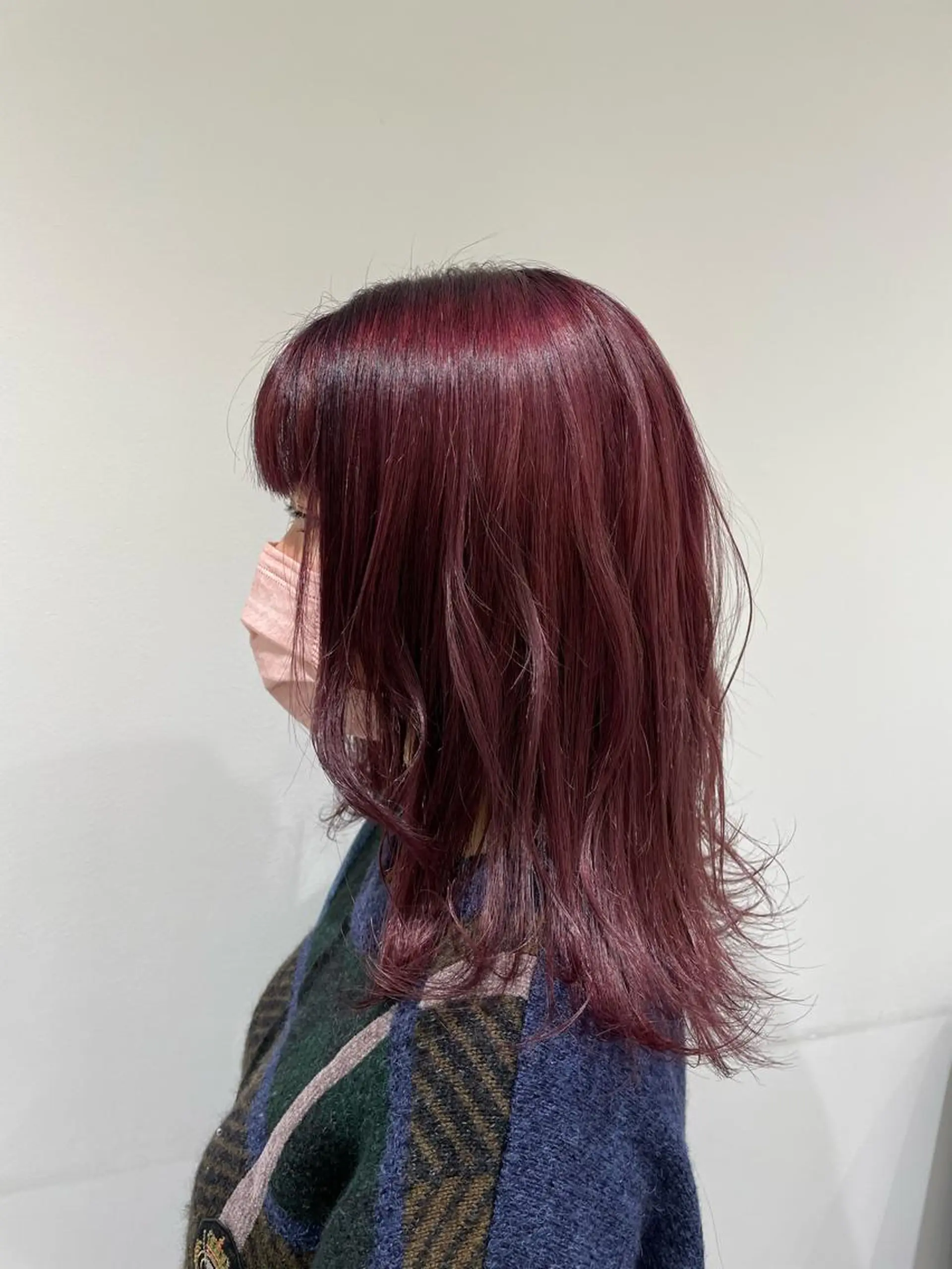 セミロング カラー ブリーチ ラベンダーカラー ピンクカラー ピンクラベンダー 【暖色カラー特化】 中山由梨のヘアスタイル