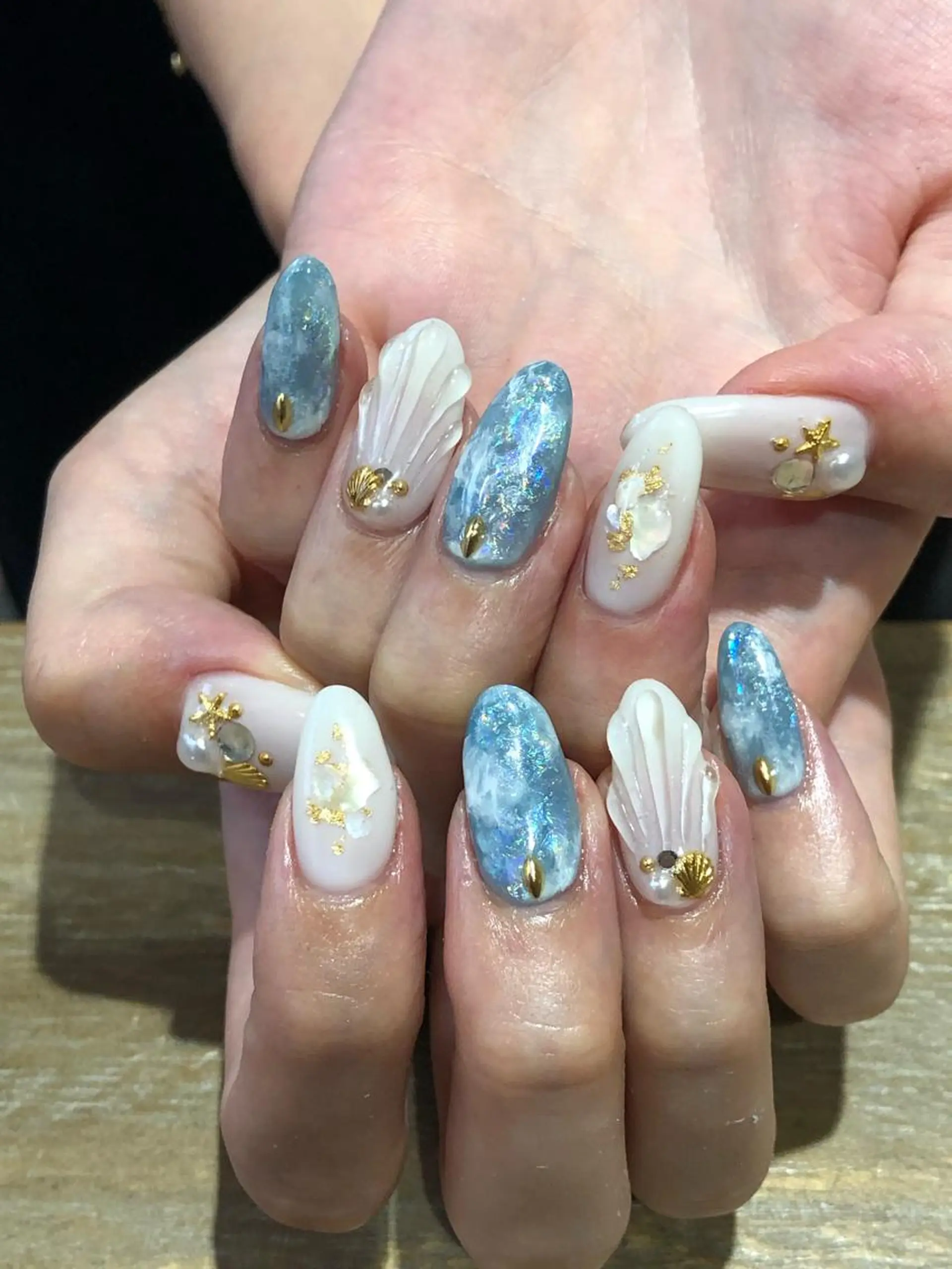 ネイル ハンドネイル Nest 三田のマツエク・マツパデザイン