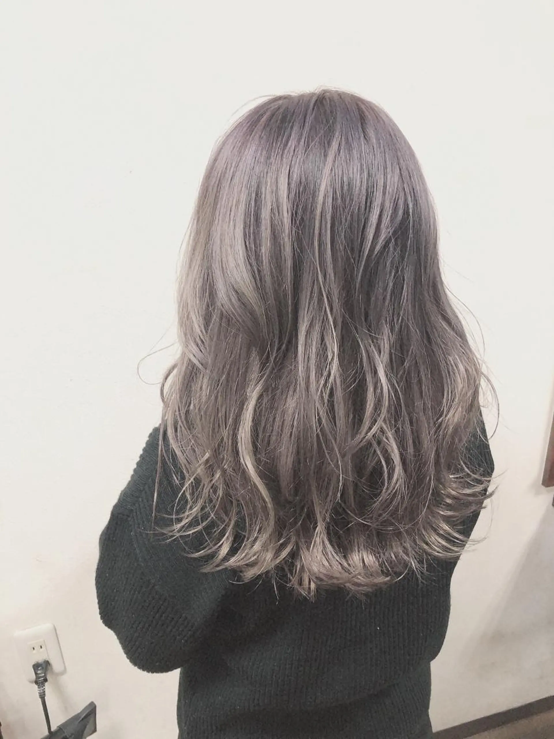 セミロング ヘアーズベリー 藤本のヘアスタイル