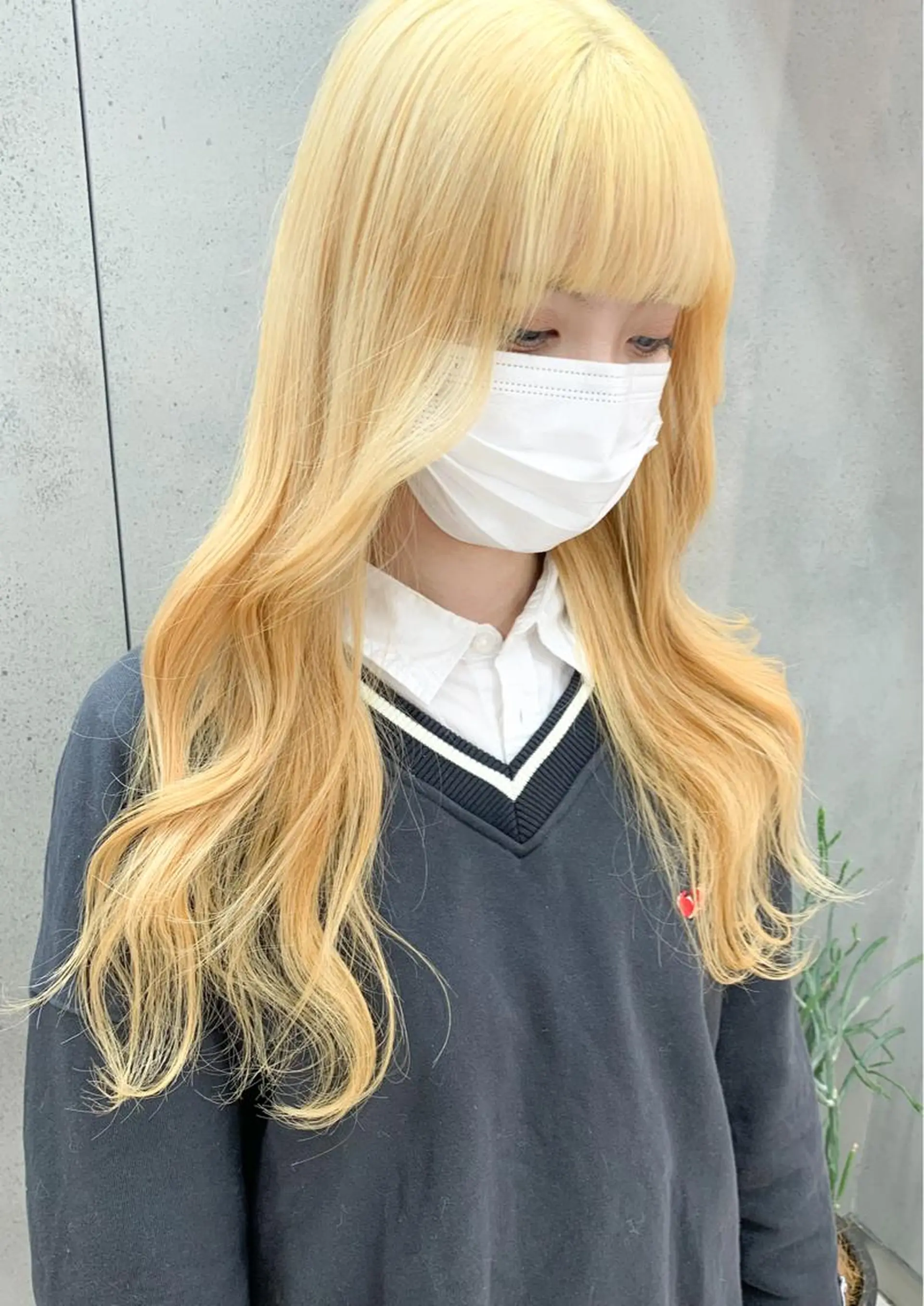 ロング カラー raika .のヘアスタイル