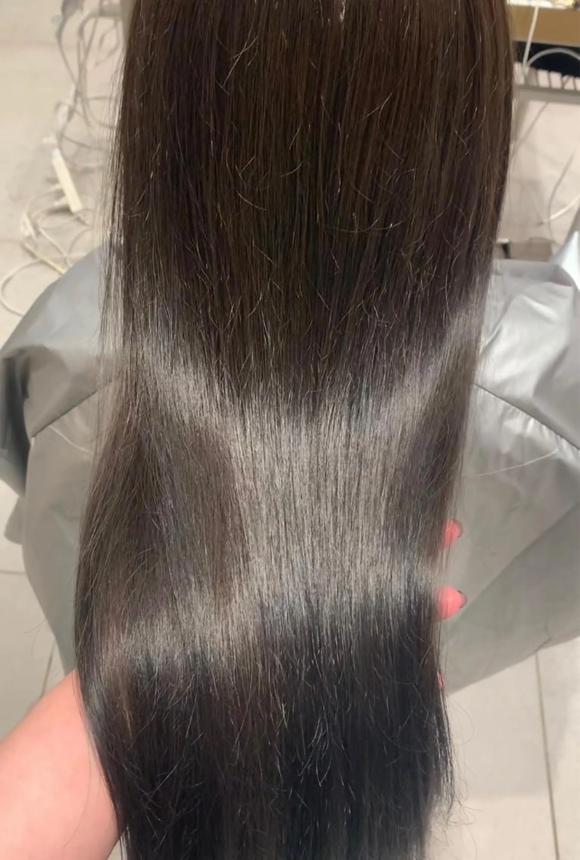 セミロング カラー ヘアアレンジ 内田 志乃のヘアスタイル