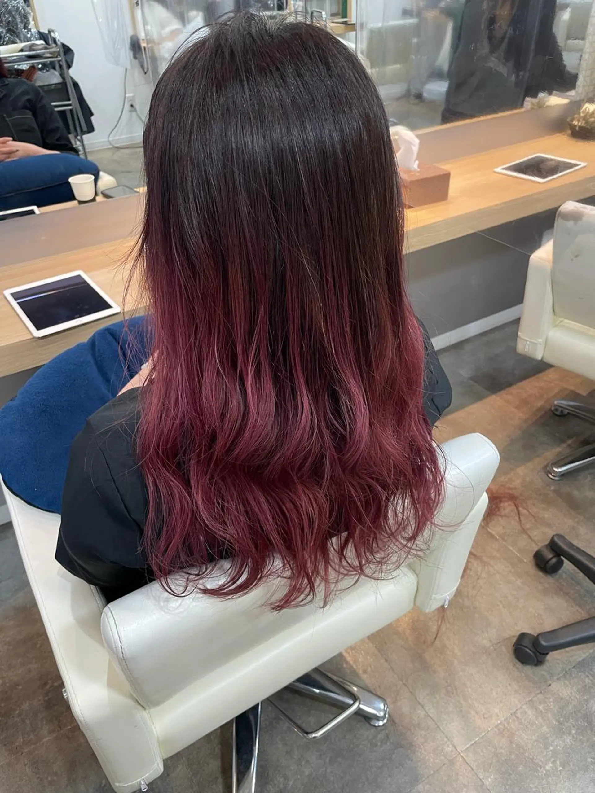 ロング N°rico川喜田 里衣のヘアスタイル