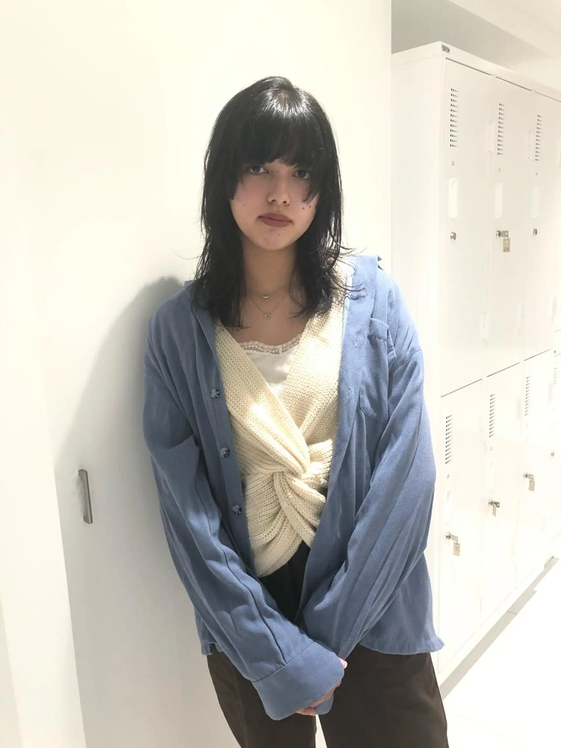 セミロング 顔まわりレイヤー レイヤーカット 古屋 花織のヘアスタイル
