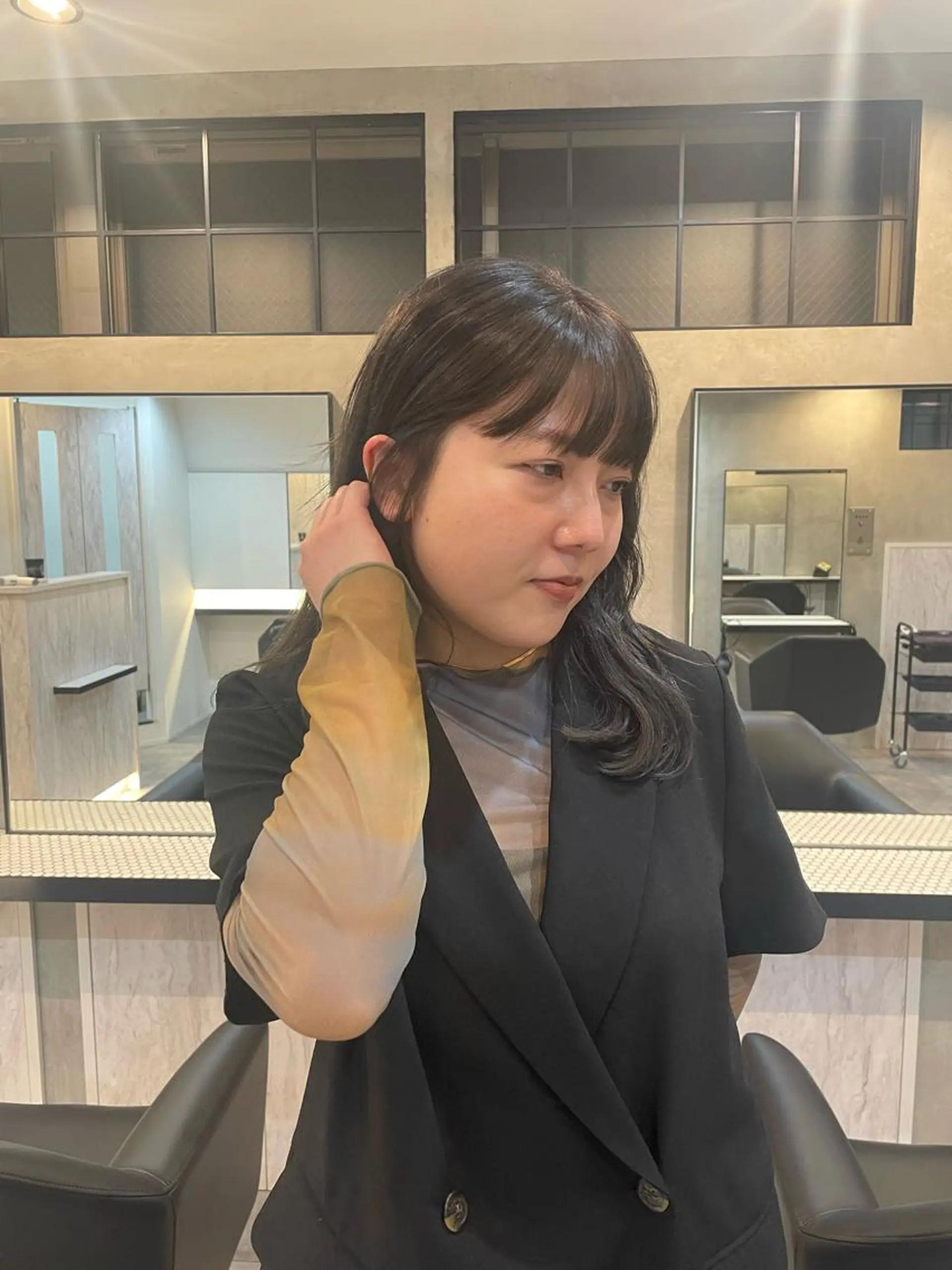 セミロング カラー ヘアカラー 渋谷 留菜のヘアスタイル