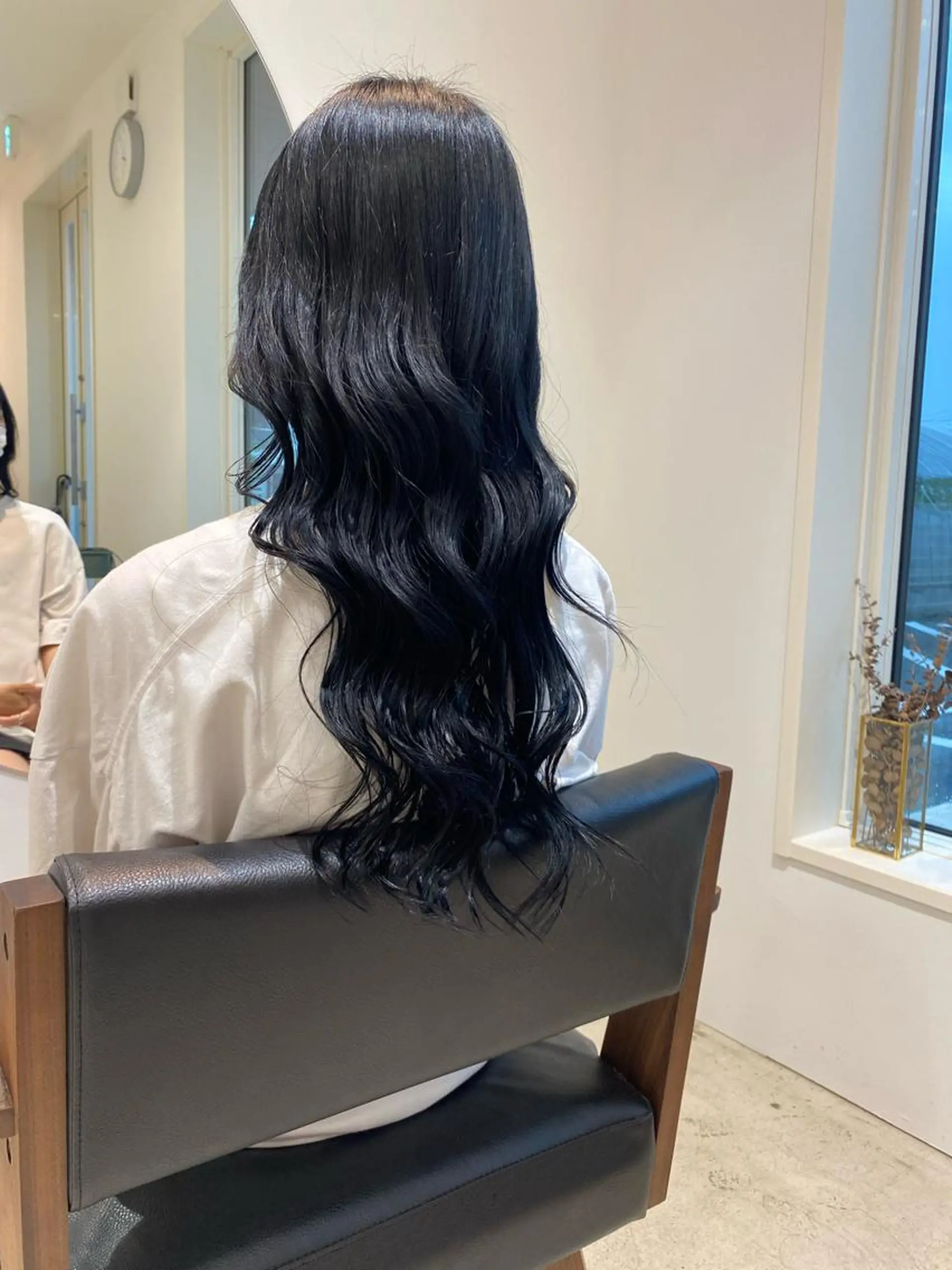 ロング カラー 黒髪 ブルーカラー ブルーブラック yunica Momokaのヘアスタイル