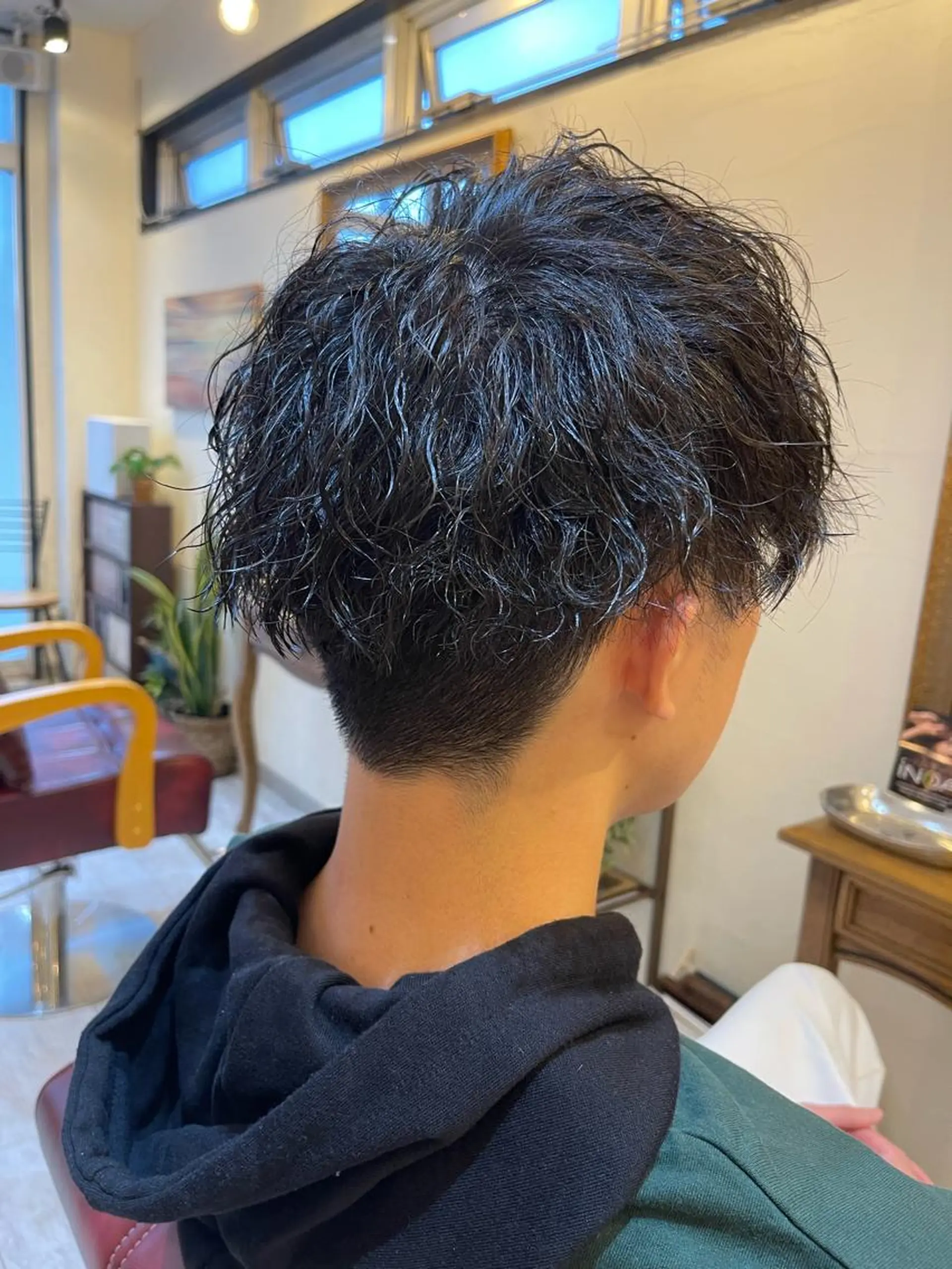 ショート カット パーマ 🍭透明感カラー 志賀拓海🍬🌈のヘアスタイル