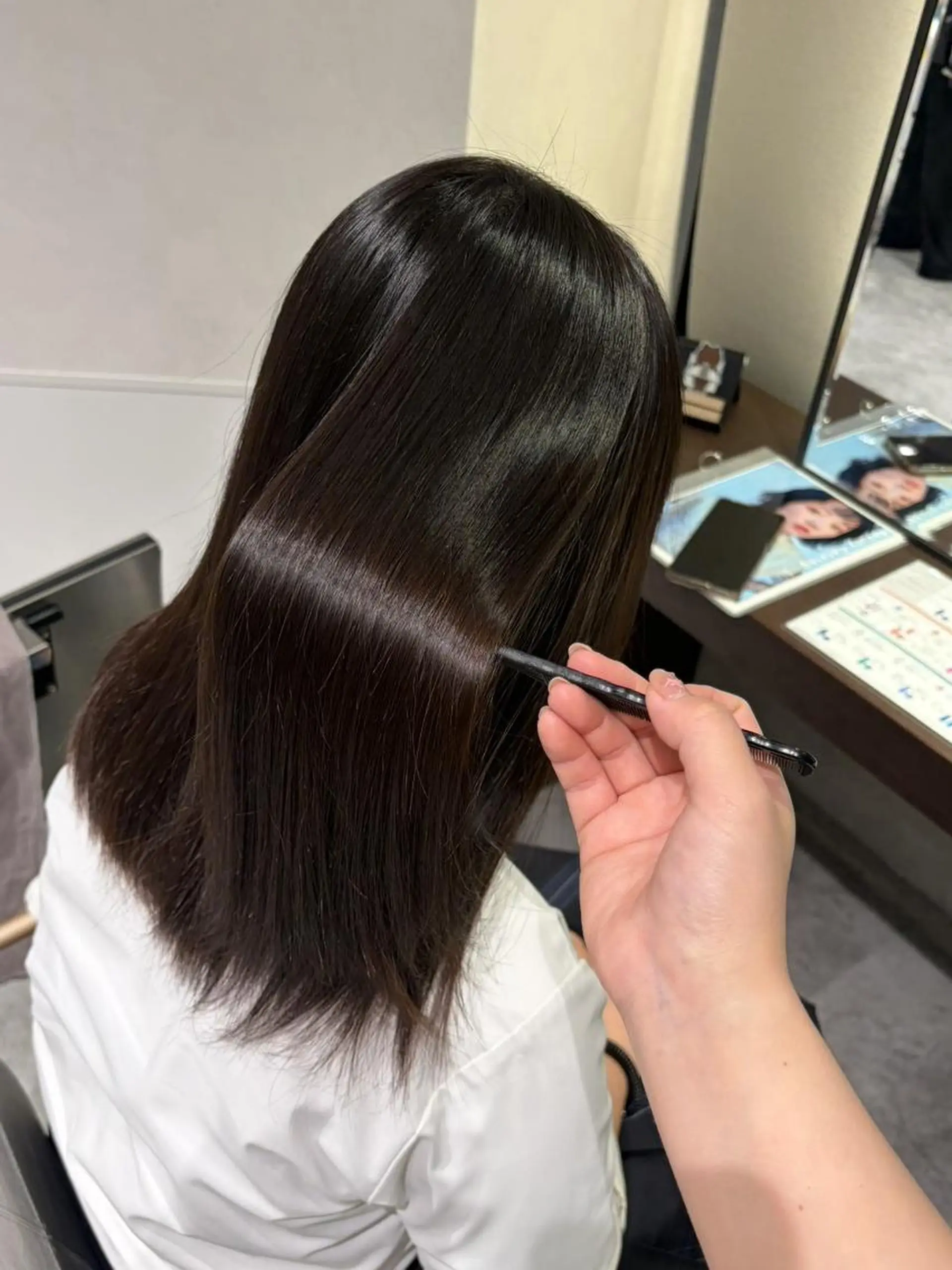 ロング カット 縮毛矯正 縮毛矯正特化🩰 竹口はるかのヘアスタイル