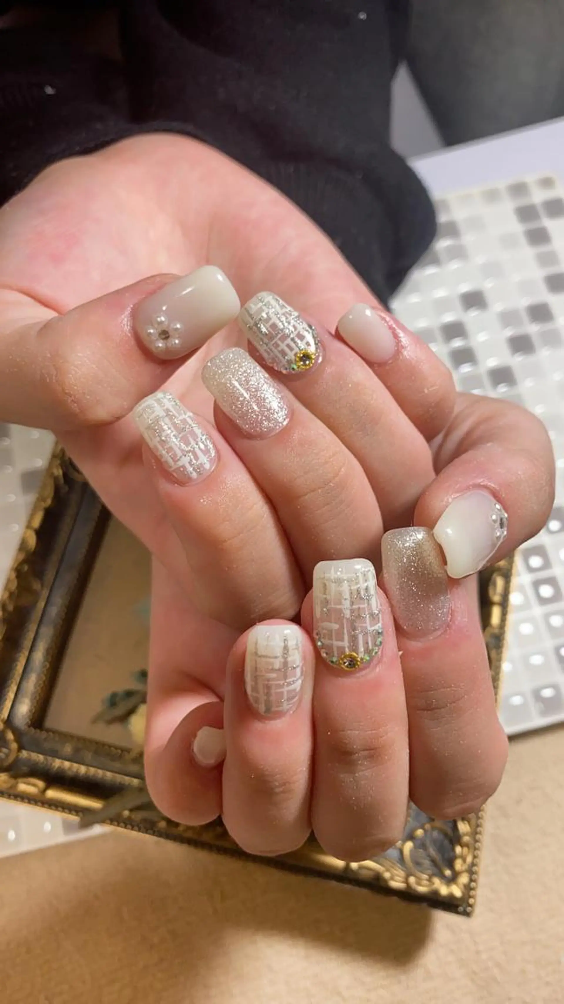 ネイル ホワイト nailist yuiのネイルデザイン