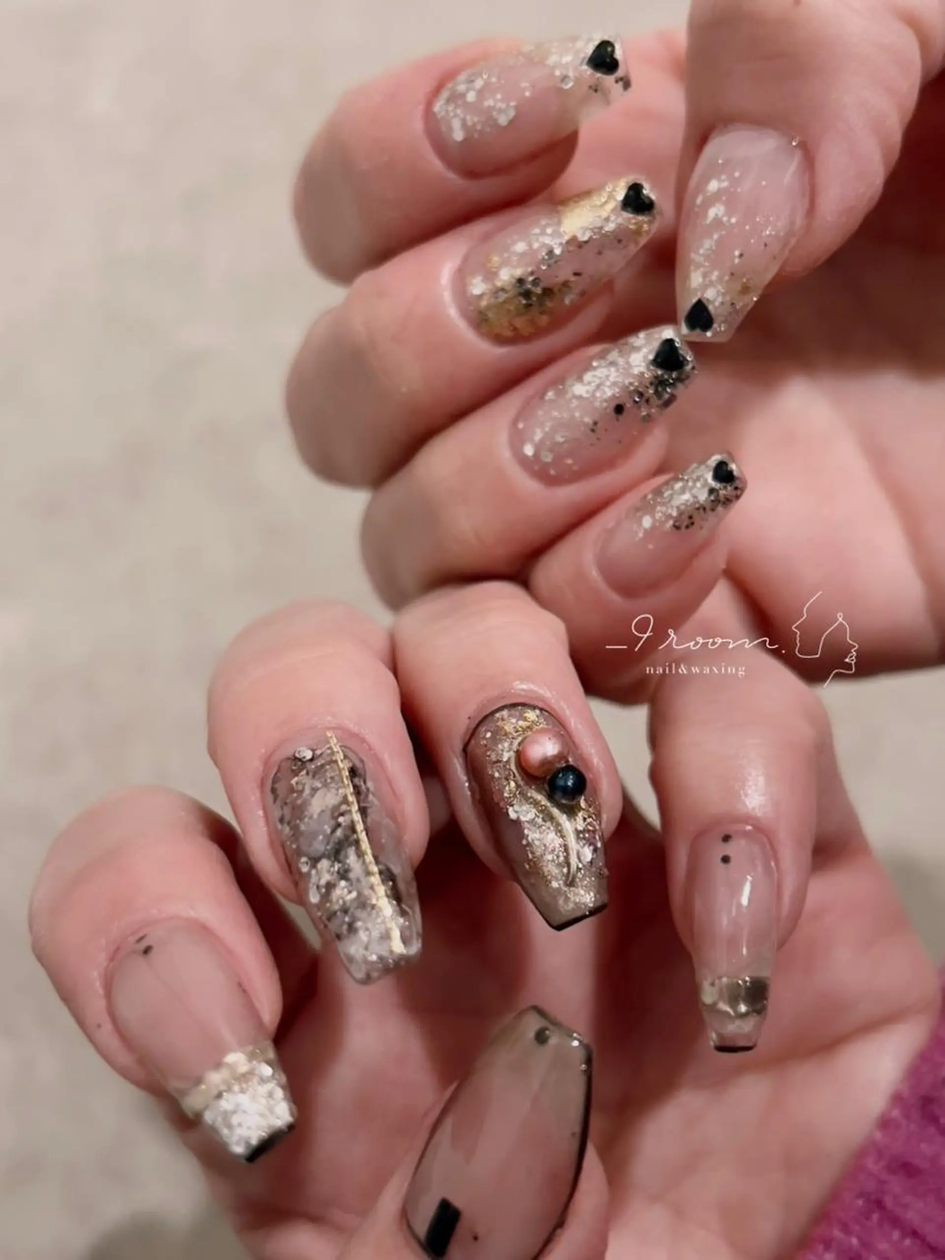 ネイル _9 room. Yoshimiのネイルデザイン