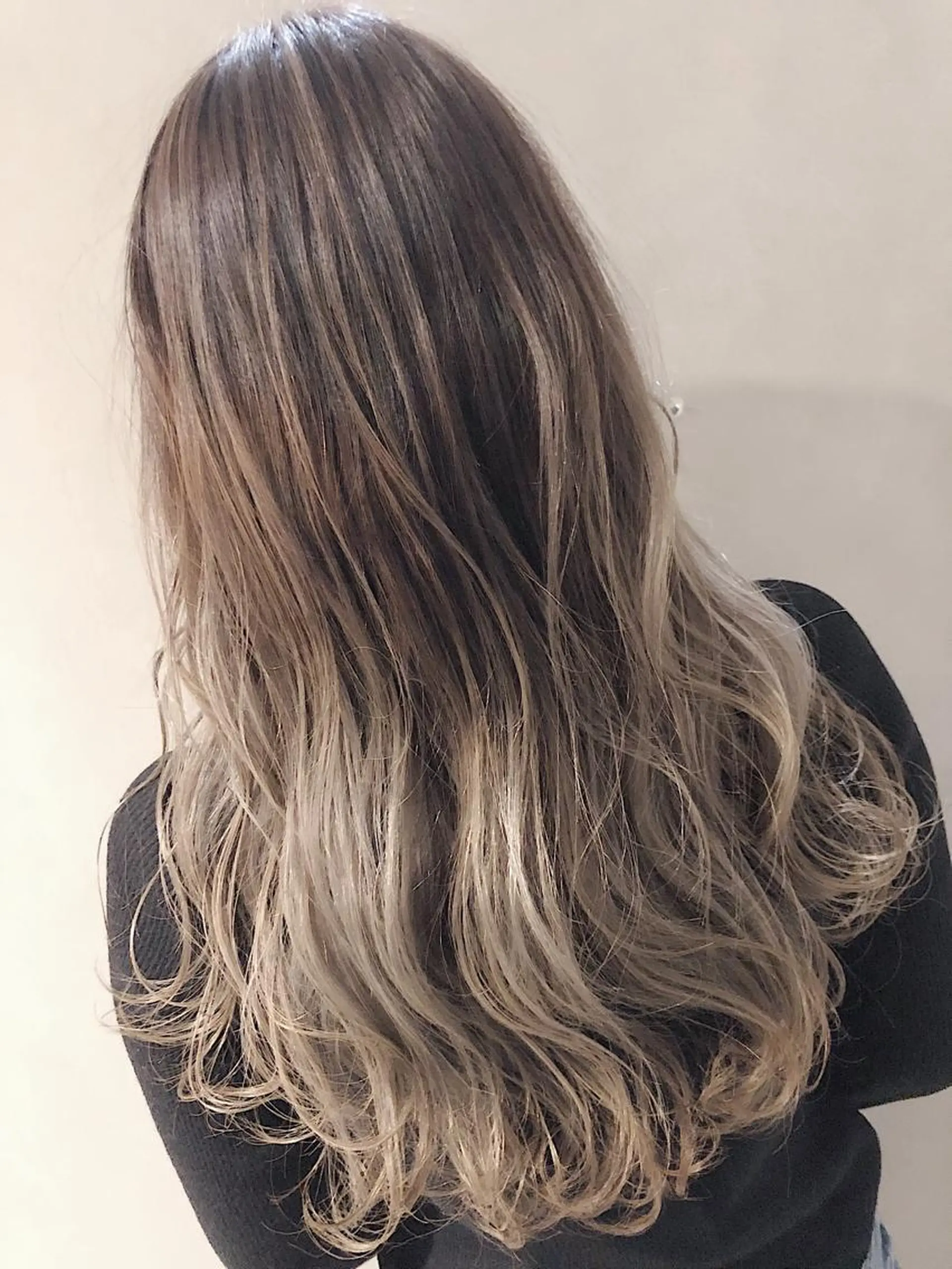 ロング カラー ヘアカラー LA KING GINZA TOKYO所属・🧡ショートの達人 🧡SHOのヘアスタイル