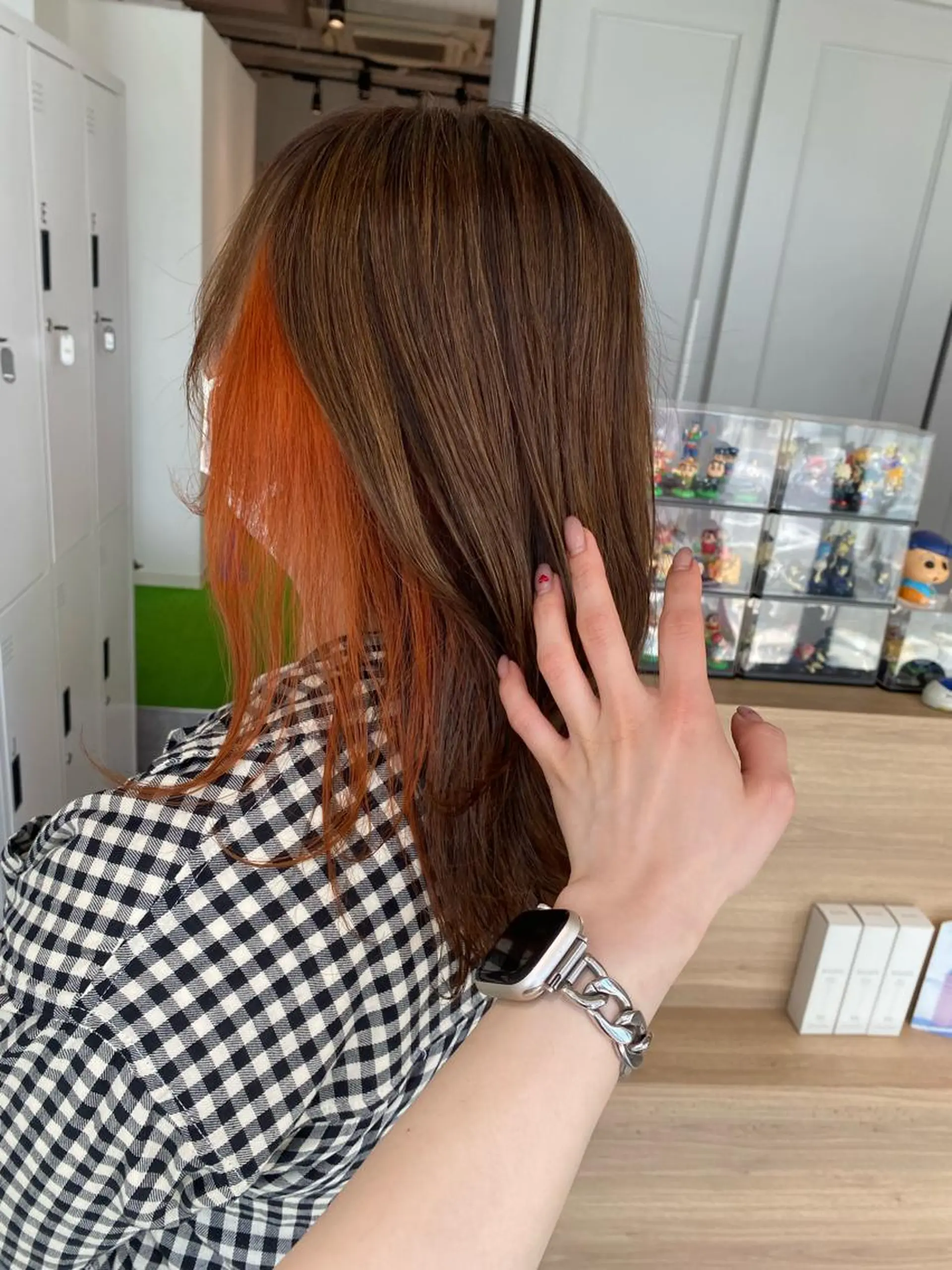 セミロング カラー ブラウンカラー くすみブラウン オレンジ カット ヘアカラー オスズ 🎀´-のヘアスタイル