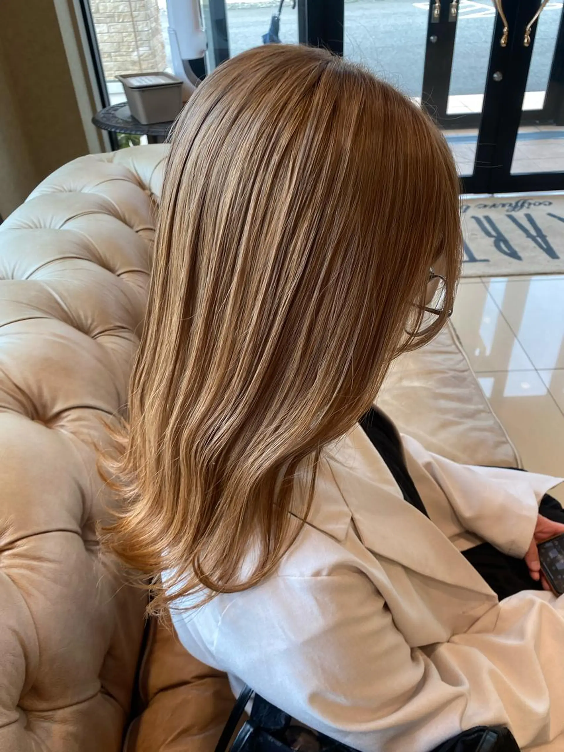 セミロング カラー 🍭🐰春木 佳奈子🌟✨のヘアスタイル