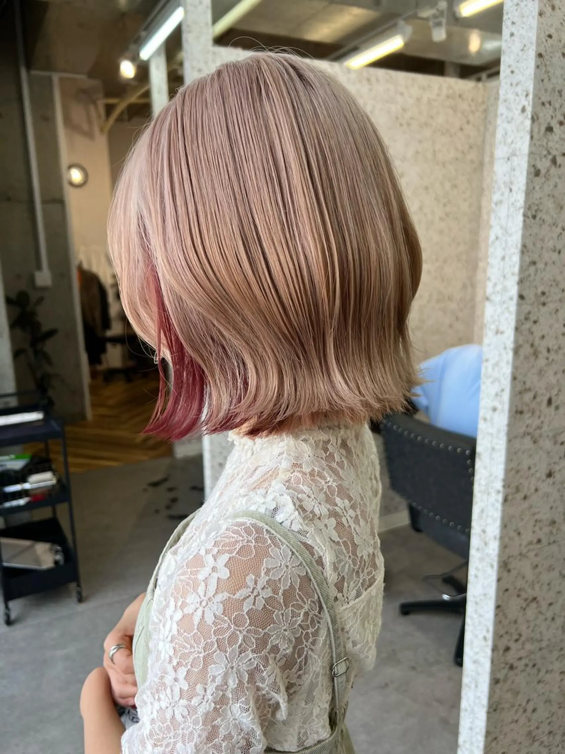 ミディアム カラー バレイヤージュ ブリーチ ケアブリーチ ハイライトカラー インナーカラー ヘアカラー トリートメント lani ブリーチ /ダブルカラーのヘアスタイル