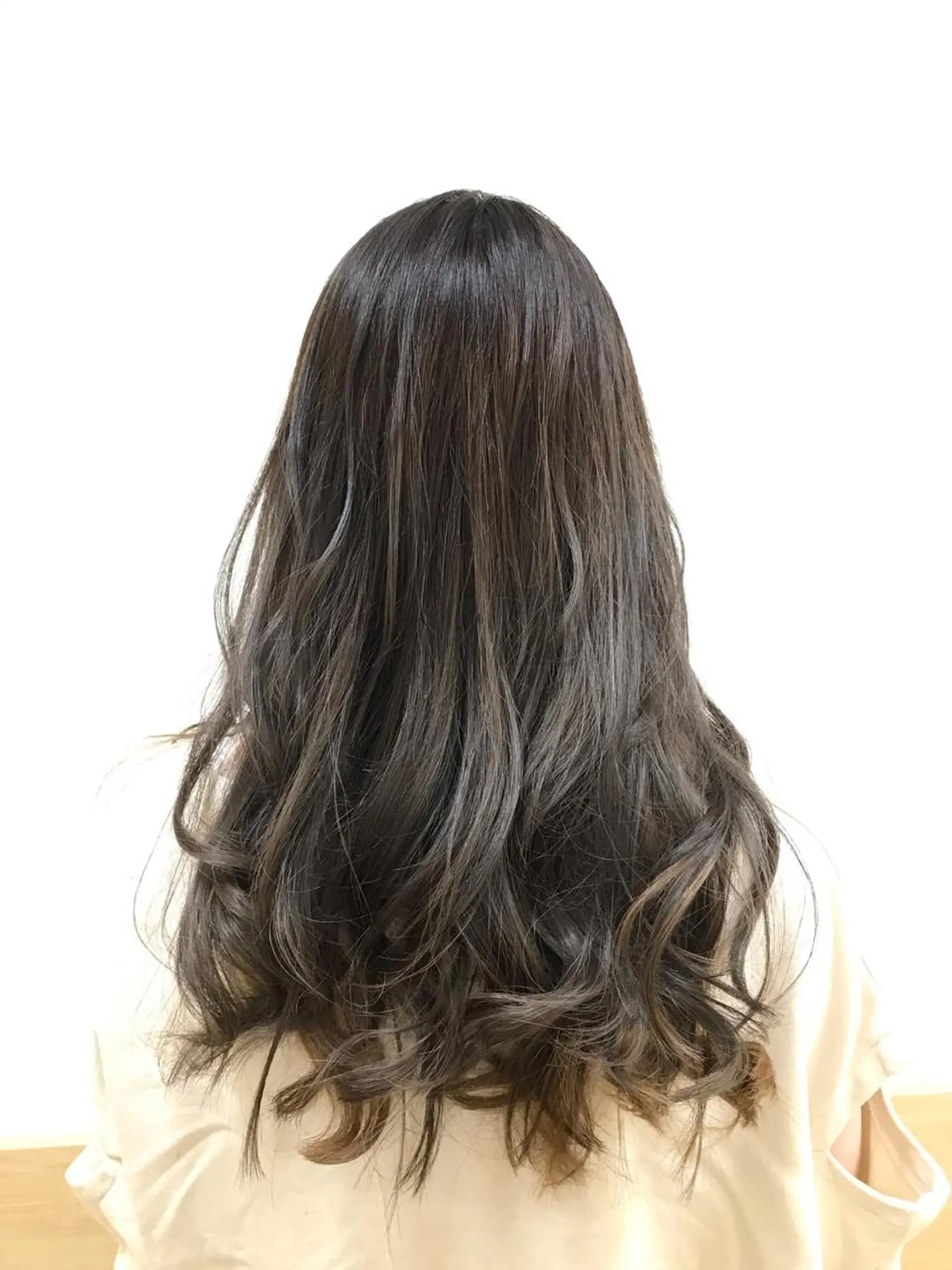 ロング カラー 髪質改善特化 赤塚雄輝のヘアスタイル