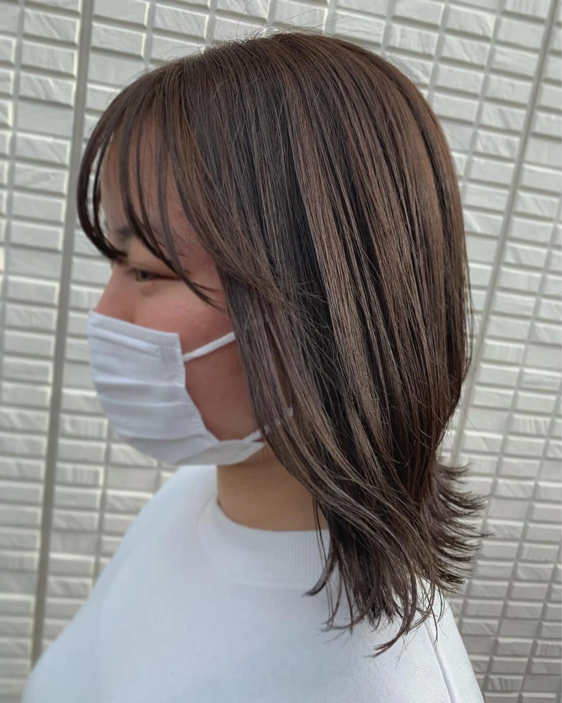 ミディアム カラー ベージュカラー グレージュ 菅野 愛のヘアスタイル