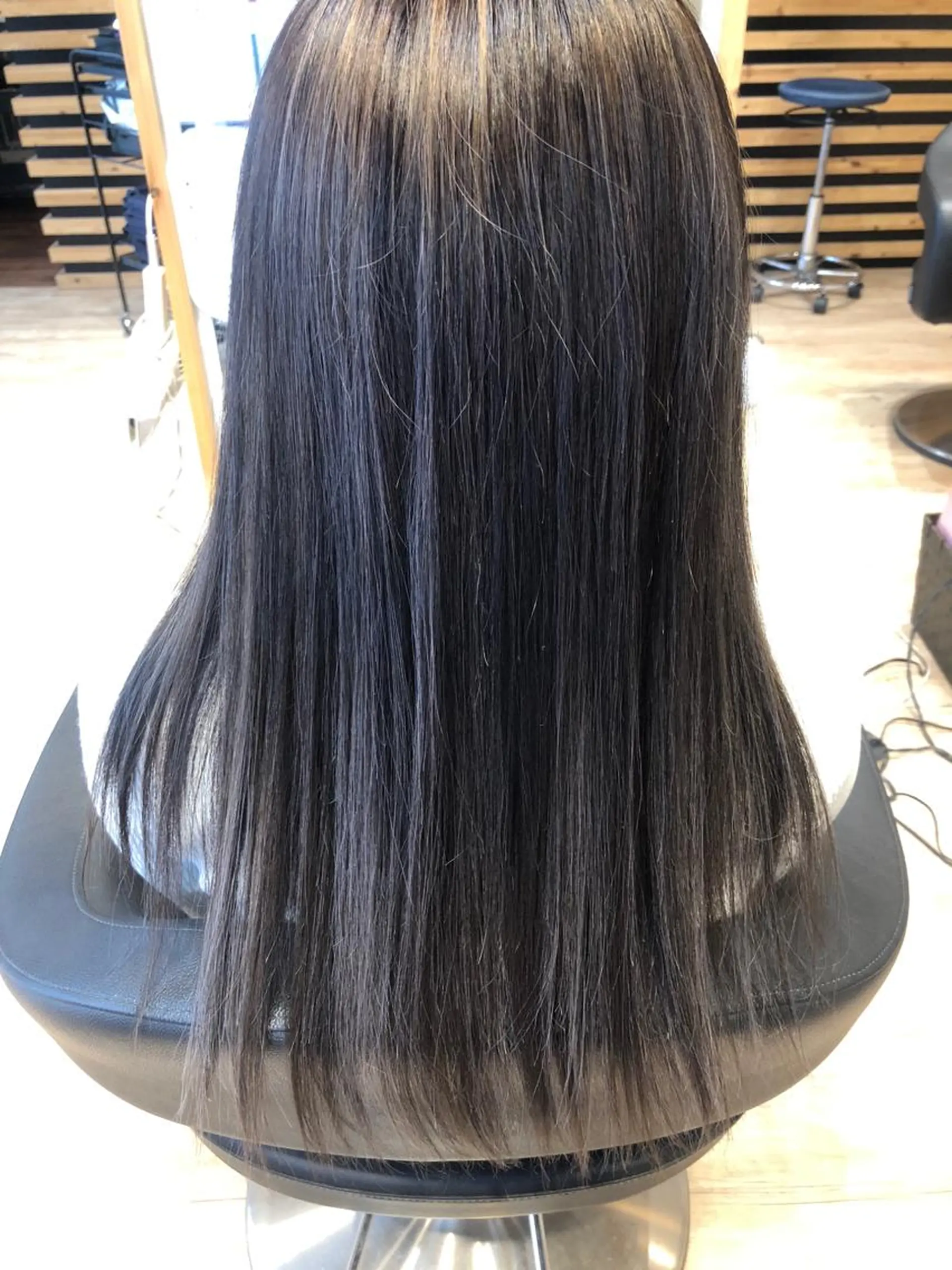 カラー 早川 真幸のヘアスタイル