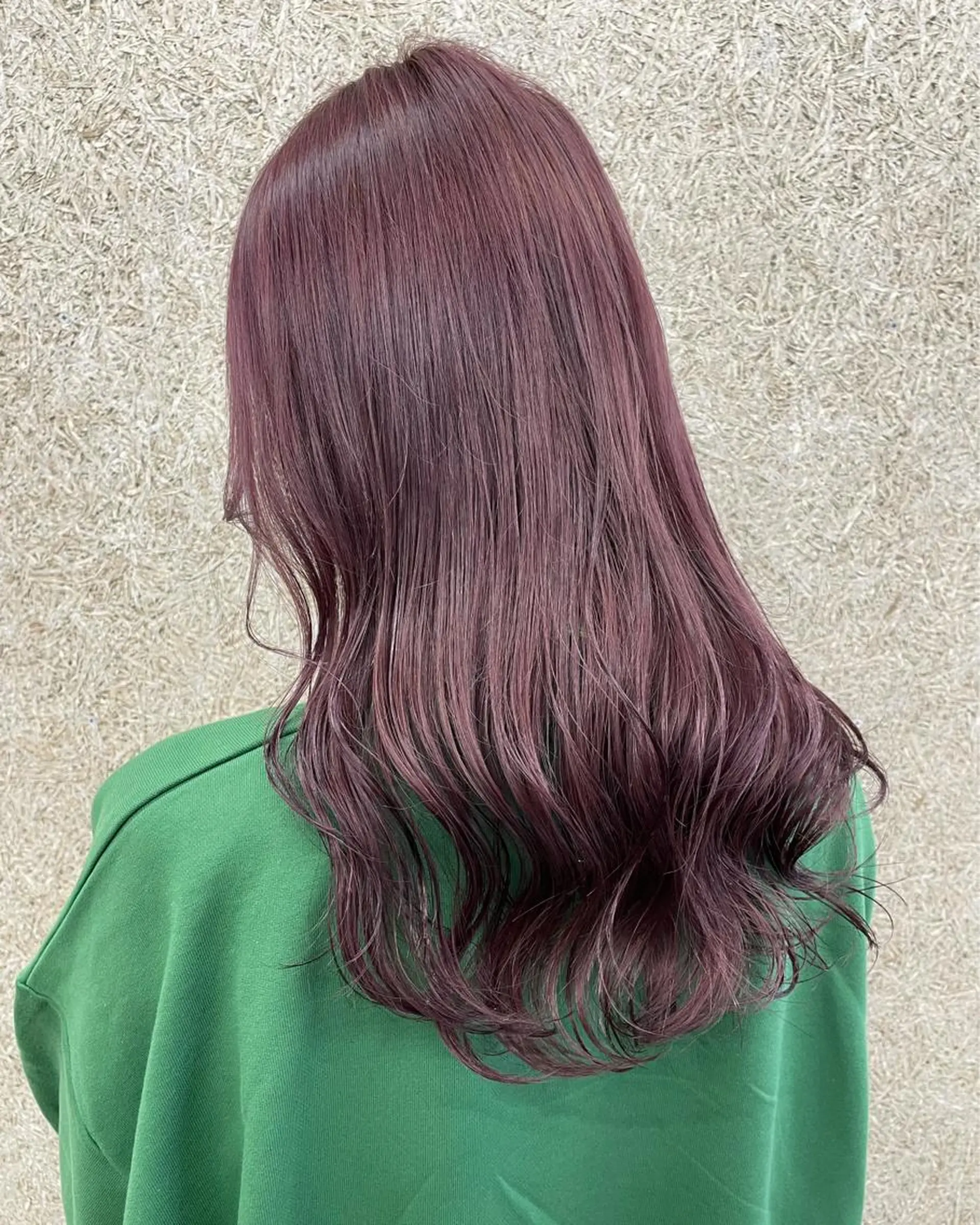 セミロング カット ヘアカラー トリートメント 韓国風レイヤー ハイトーンRYOTAのヘアスタイル