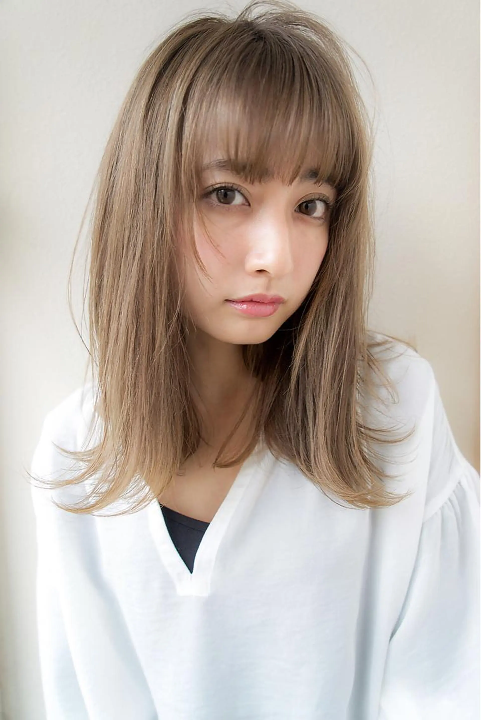 セミロング 艶感透明感カラー 🫧たけ🫧のヘアスタイル