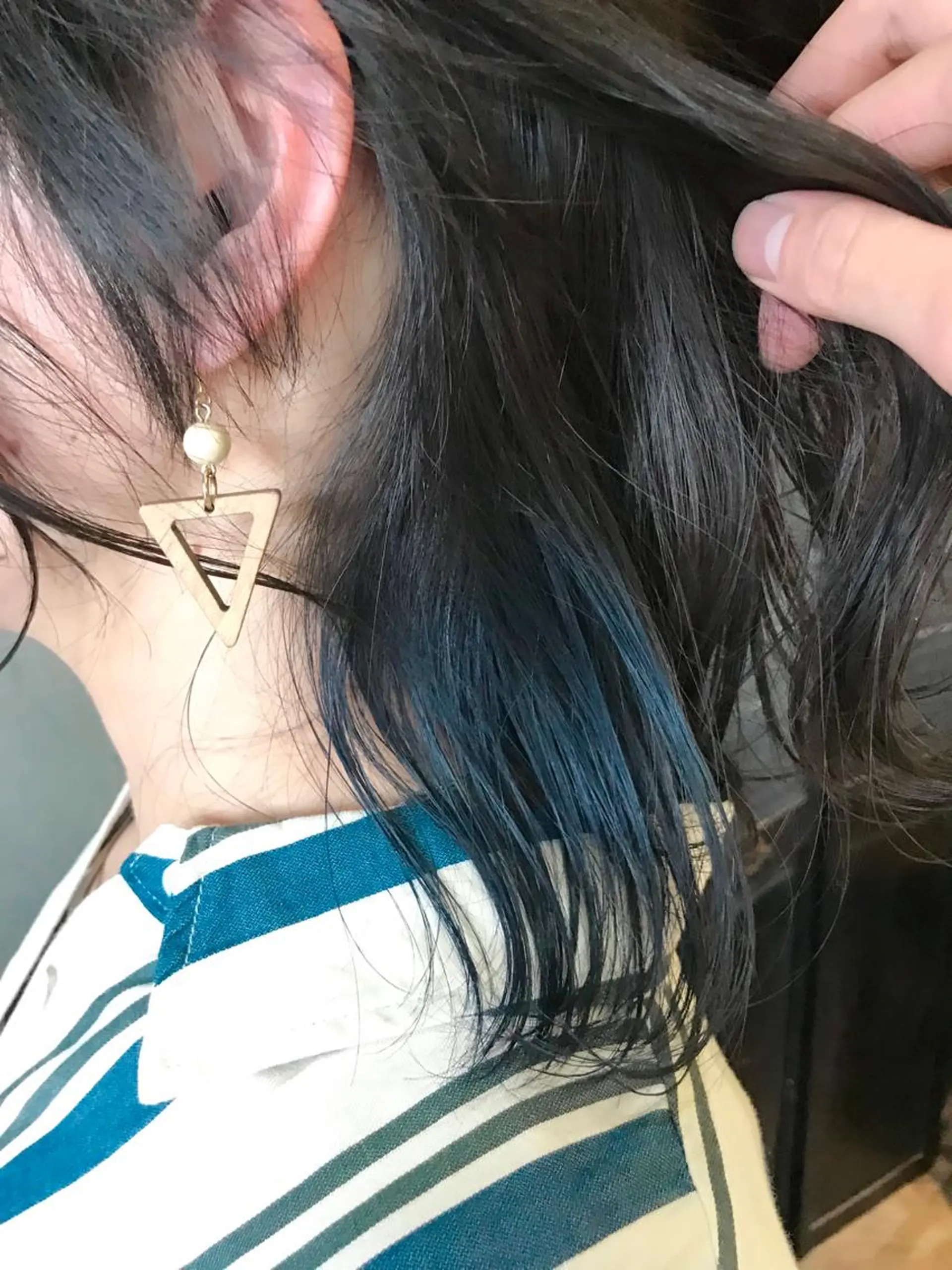 ミディアム ショート・ボブ ・ウルフ✂︎IMAIのヘアスタイル