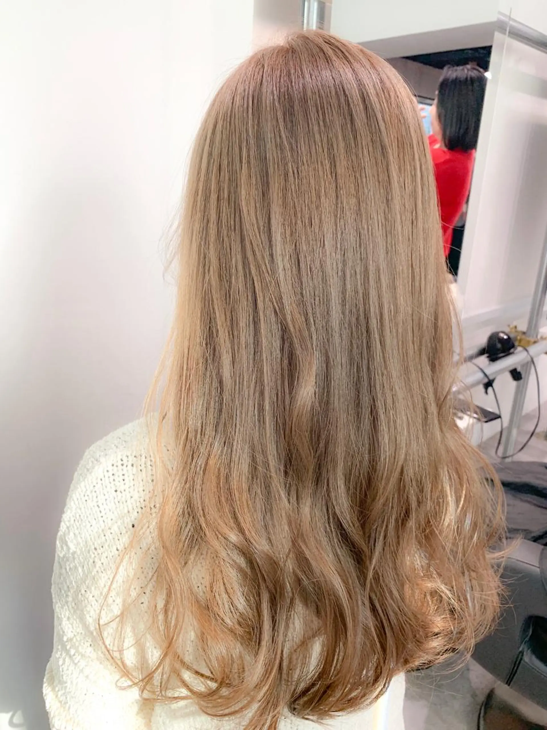 ロング カラー 透明感カラー 表参道/さあ や/大人ナチュラルのヘアスタイル