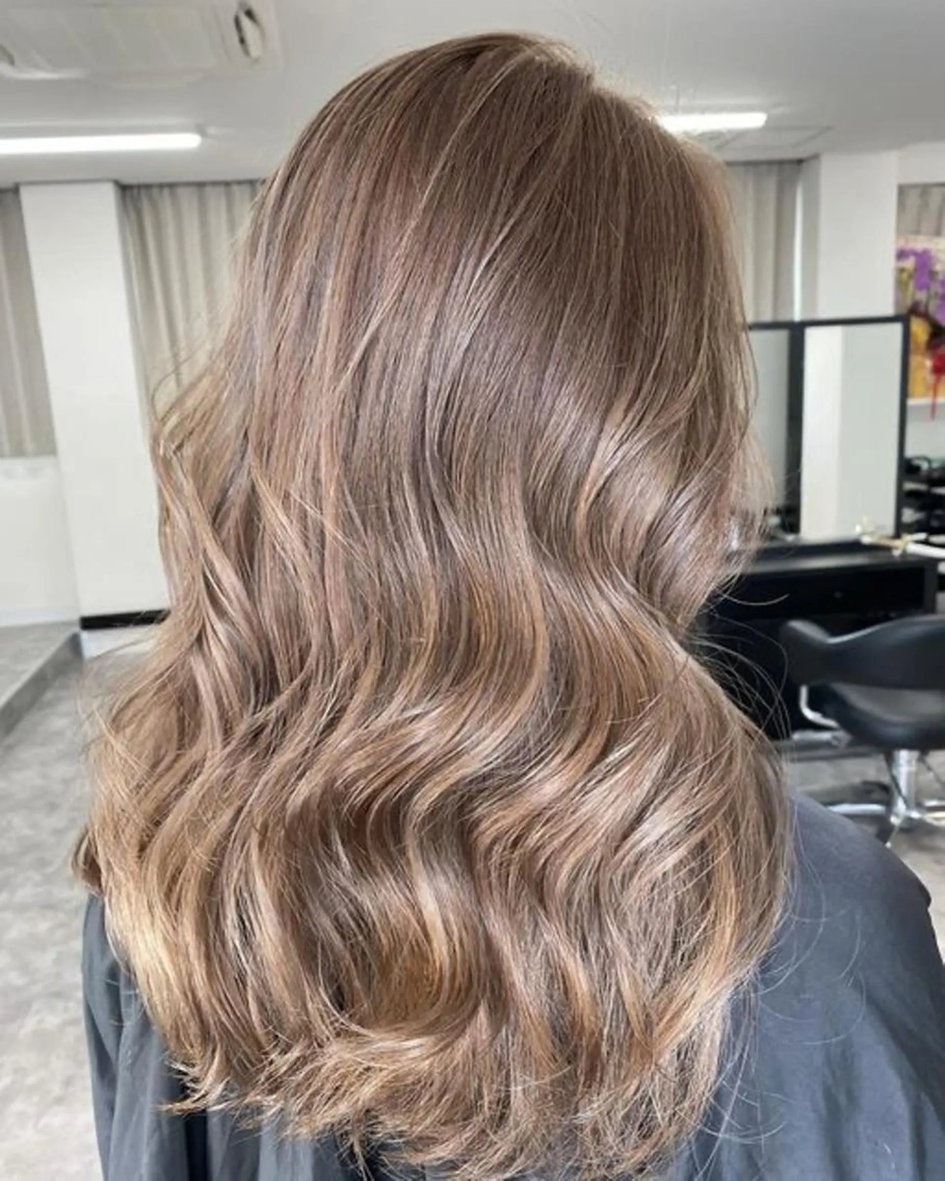 ロング カラー C'LD Hair トモヤのヘアスタイル