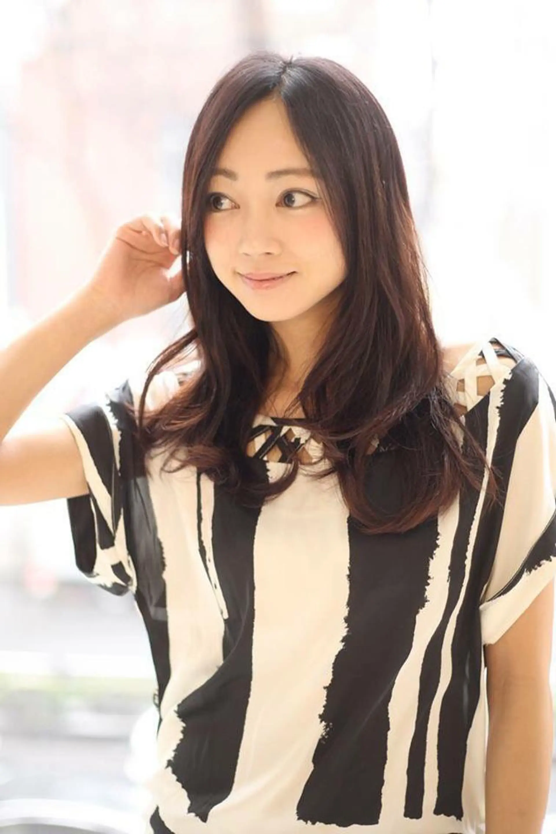 ミディアム セミロング ロング カラー 透明感カラー レイヤーカット 縮毛矯正⭐️ TAKAHIROのヘアスタイル