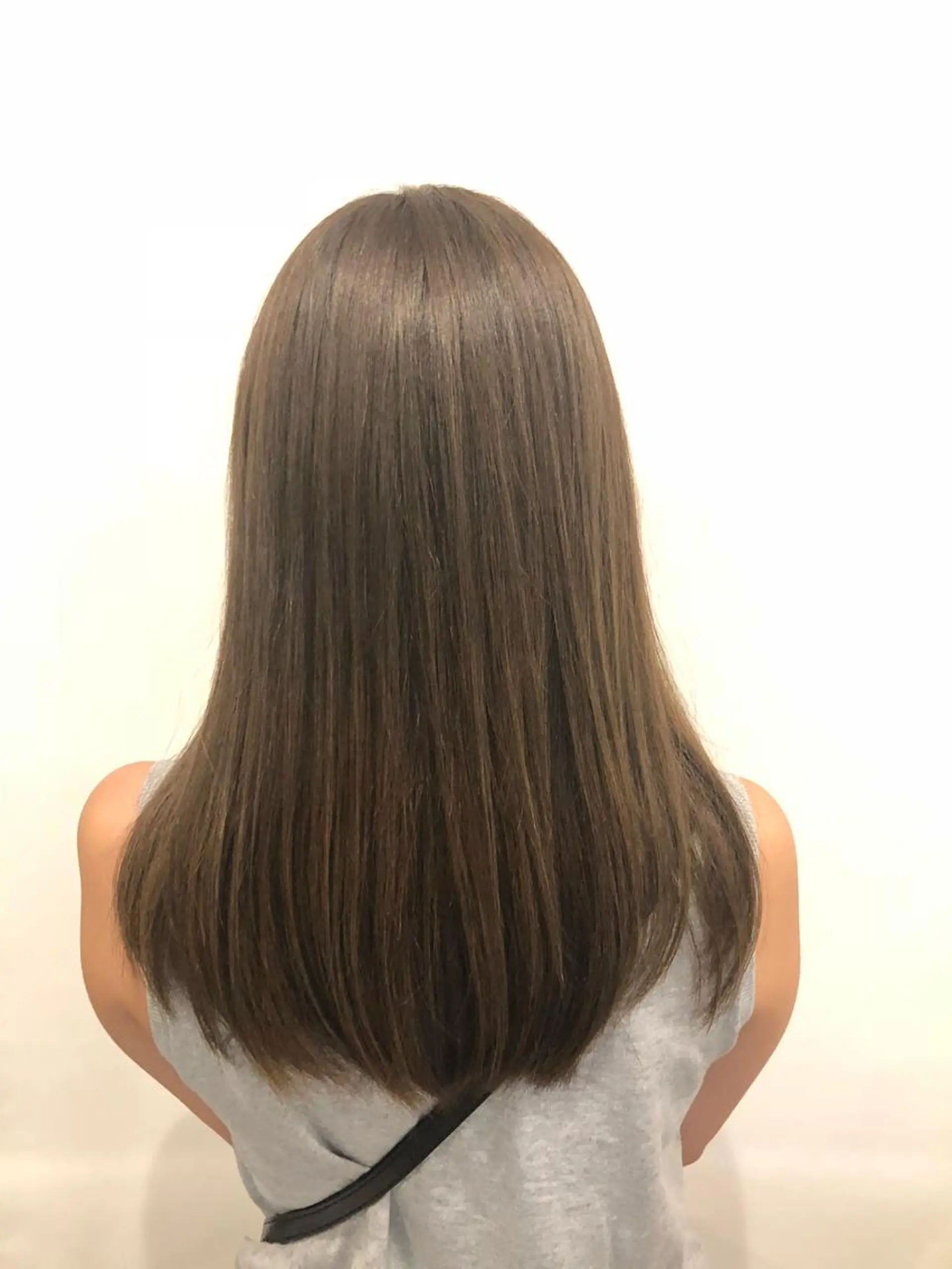 ロング カラー ヘアアレンジ アッシュ 透明感カラー🤎 ゆりのヘアスタイル