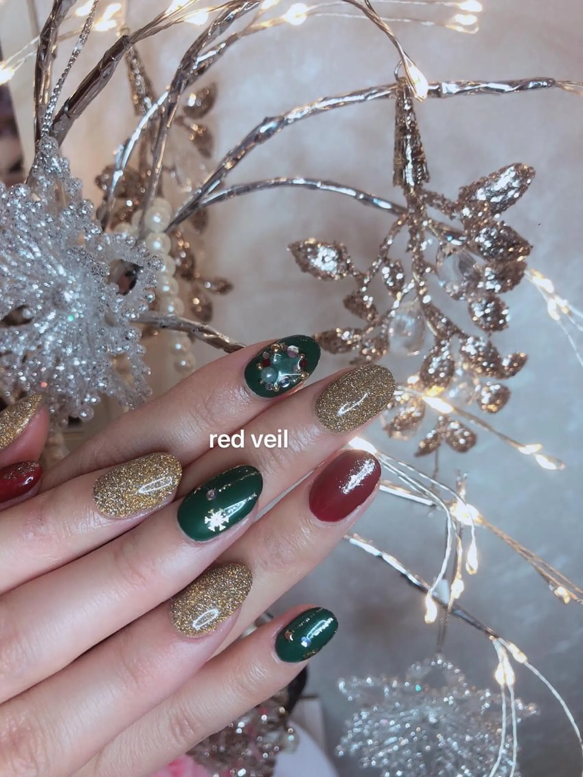 ミディアム ネイル 長さ出し専門 nynaのネイルデザイン