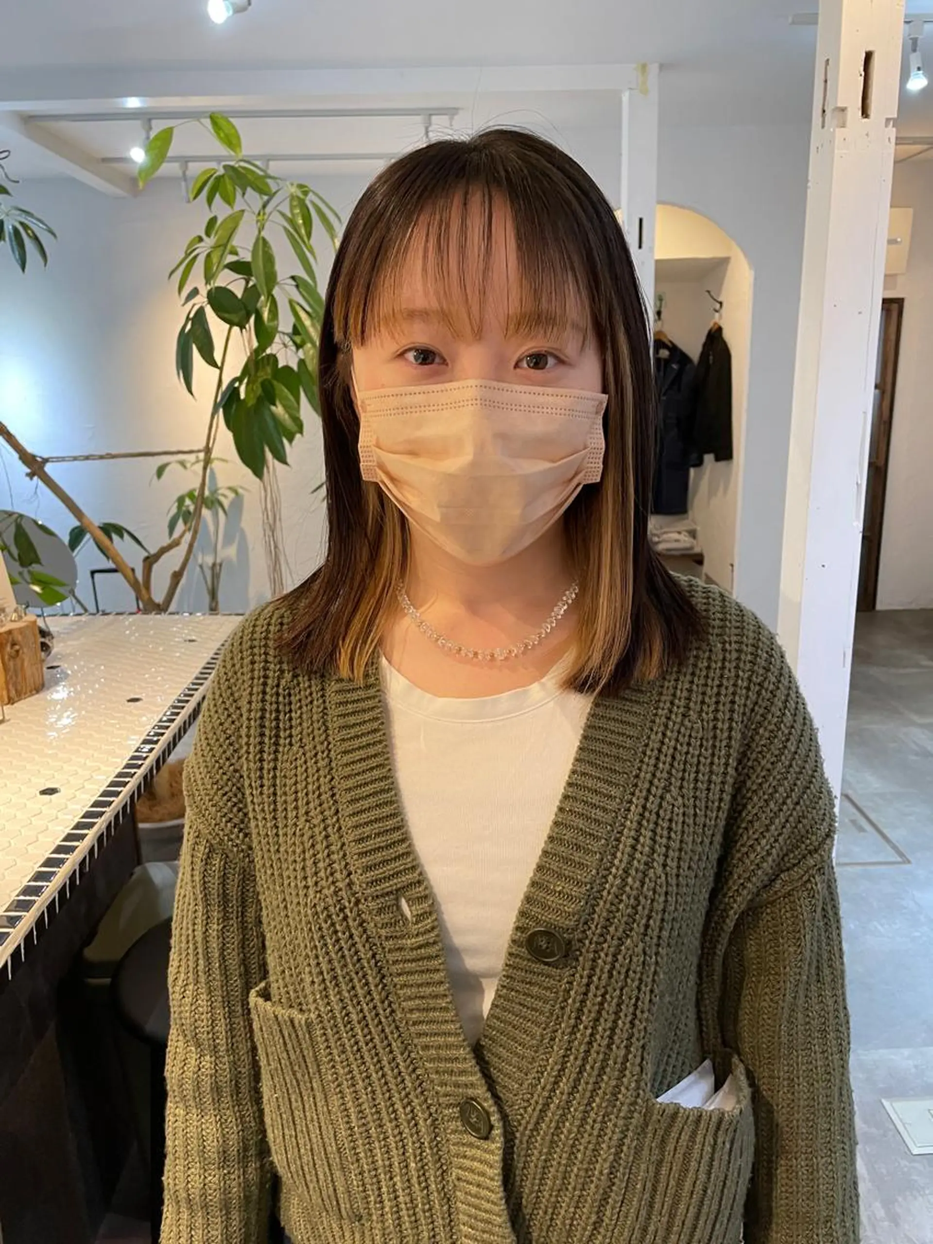 ミディアム カラー 高橋 愛美のヘアスタイル