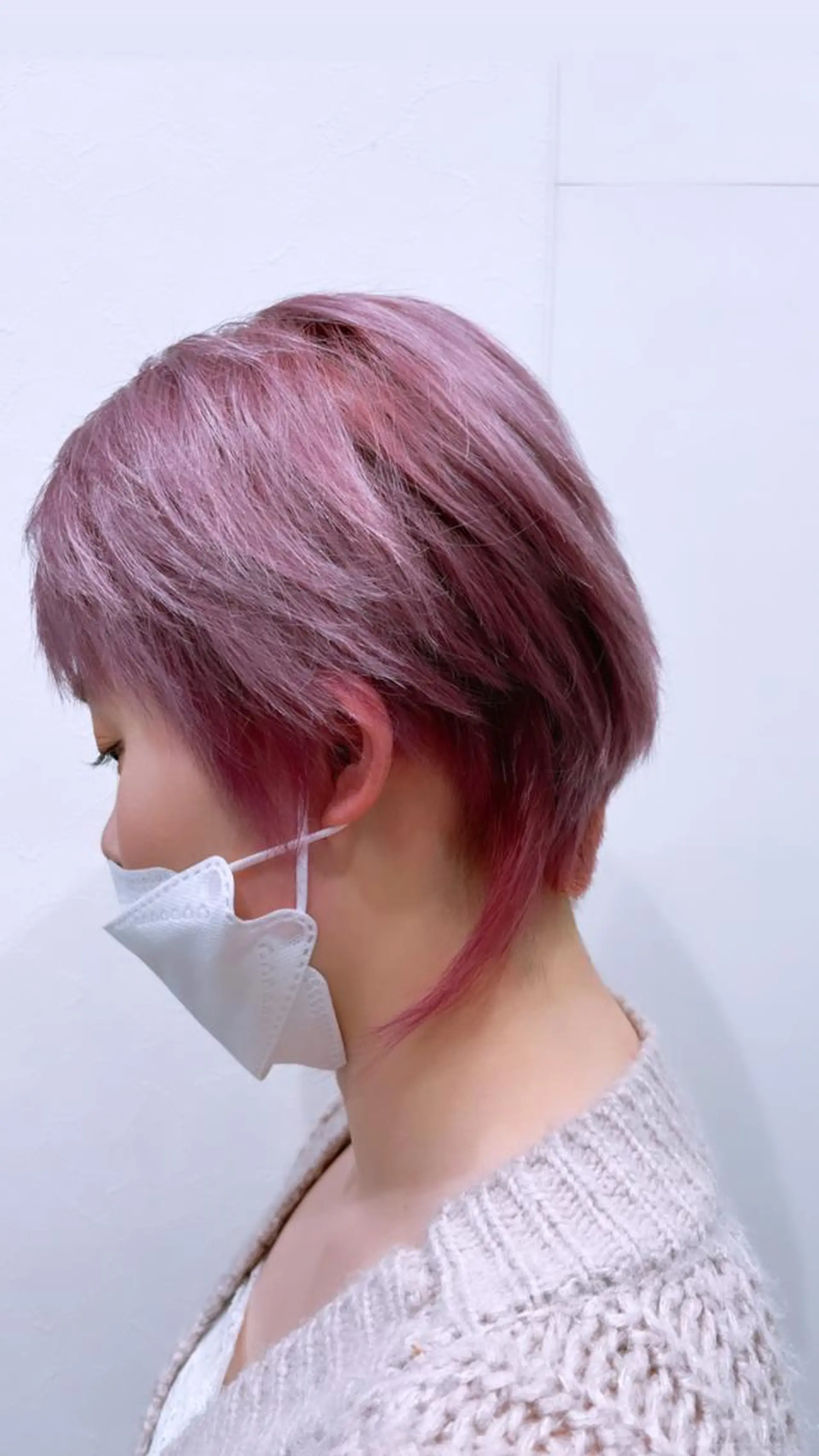 ショート カラー ブリーチ ピンクカラー 山森 大地のヘアスタイル