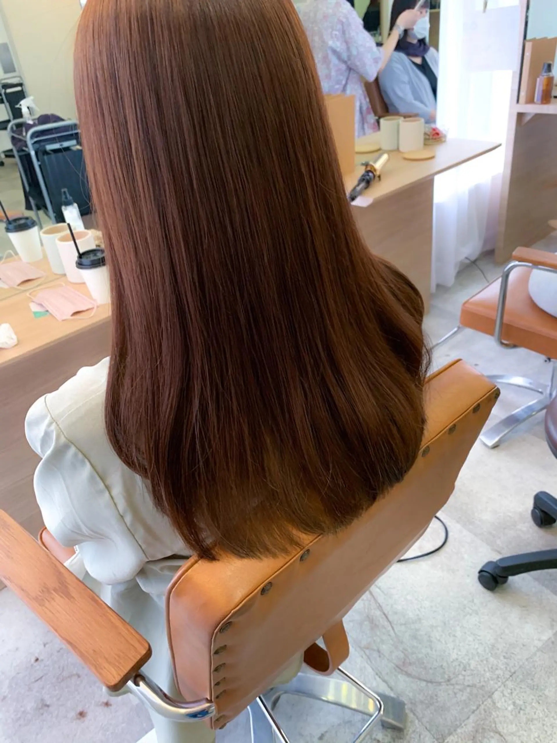 ロング カラー アッシュ ブリーチ ケアブリーチ 透明感カラー ダブルカラー モリシュンスケ /レイヤー/髪質改善のヘアスタイル