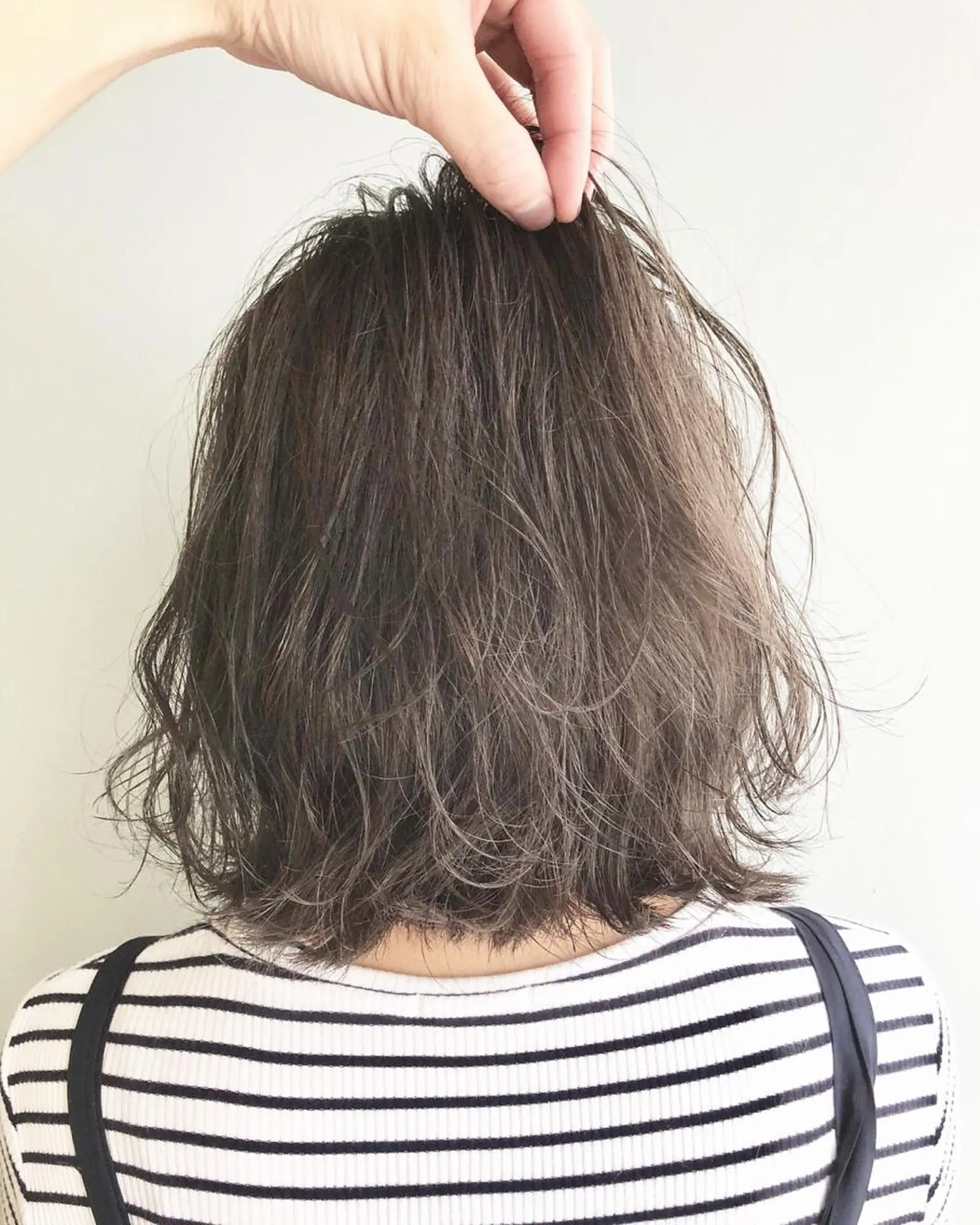 ミディアム カラー パーマ グレージュ 酸性縮毛矯正のプロ 杉山玲介のヘアスタイル