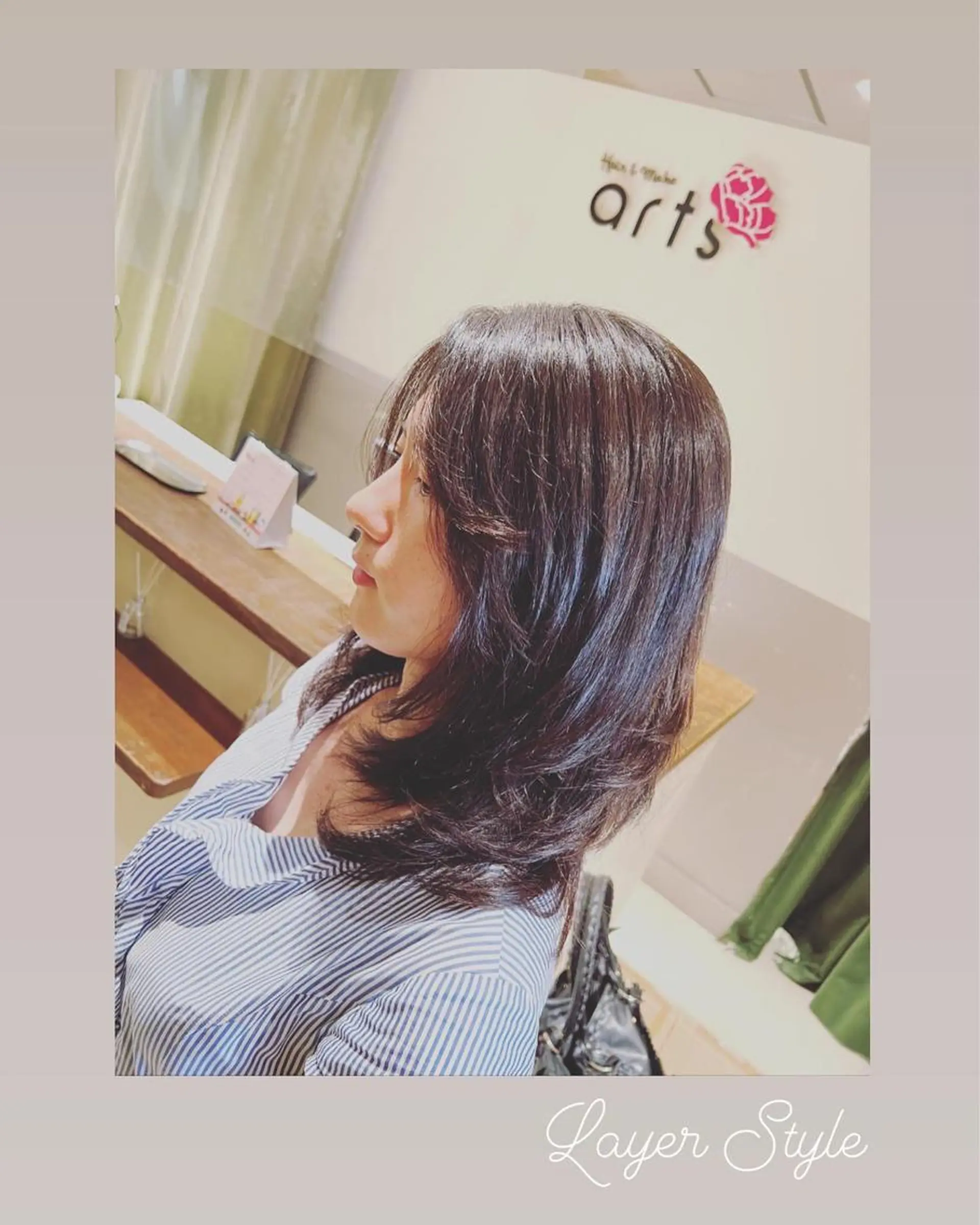 セミロング くせ毛 ハイライト/インナー /ブリーチ/レイヤーのヘアスタイル