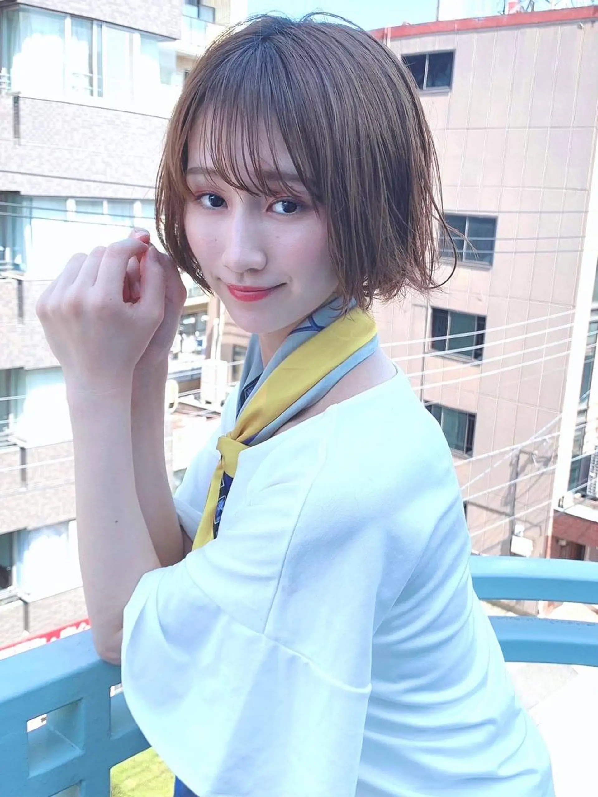 ミディアム パーマ ヘアアレンジ カラー カット ヘアカラー トリートメント 公式 Ease by amble luxeのヘアスタイル