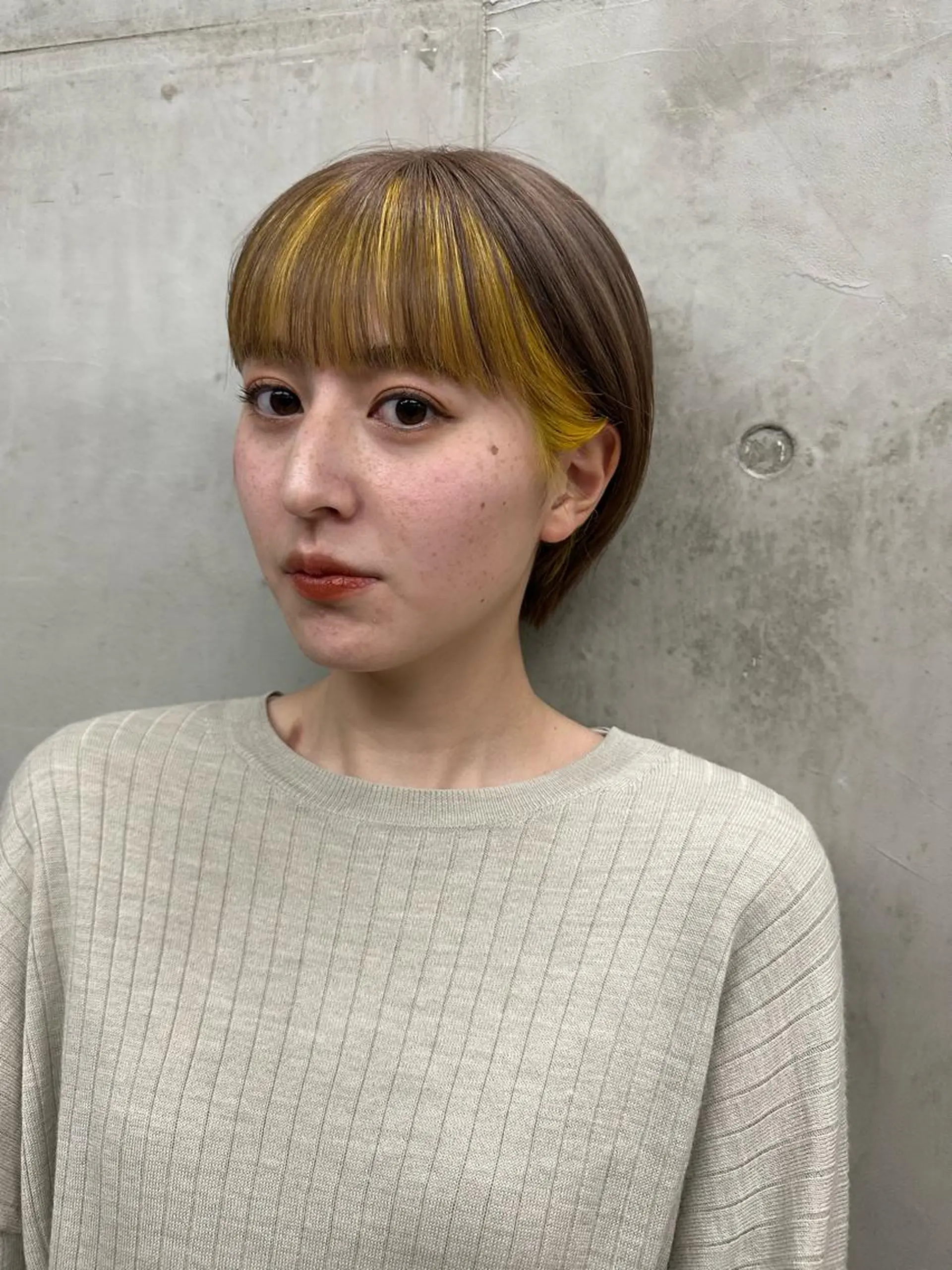 ショート カラー SALTWATER AYARIのヘアスタイル