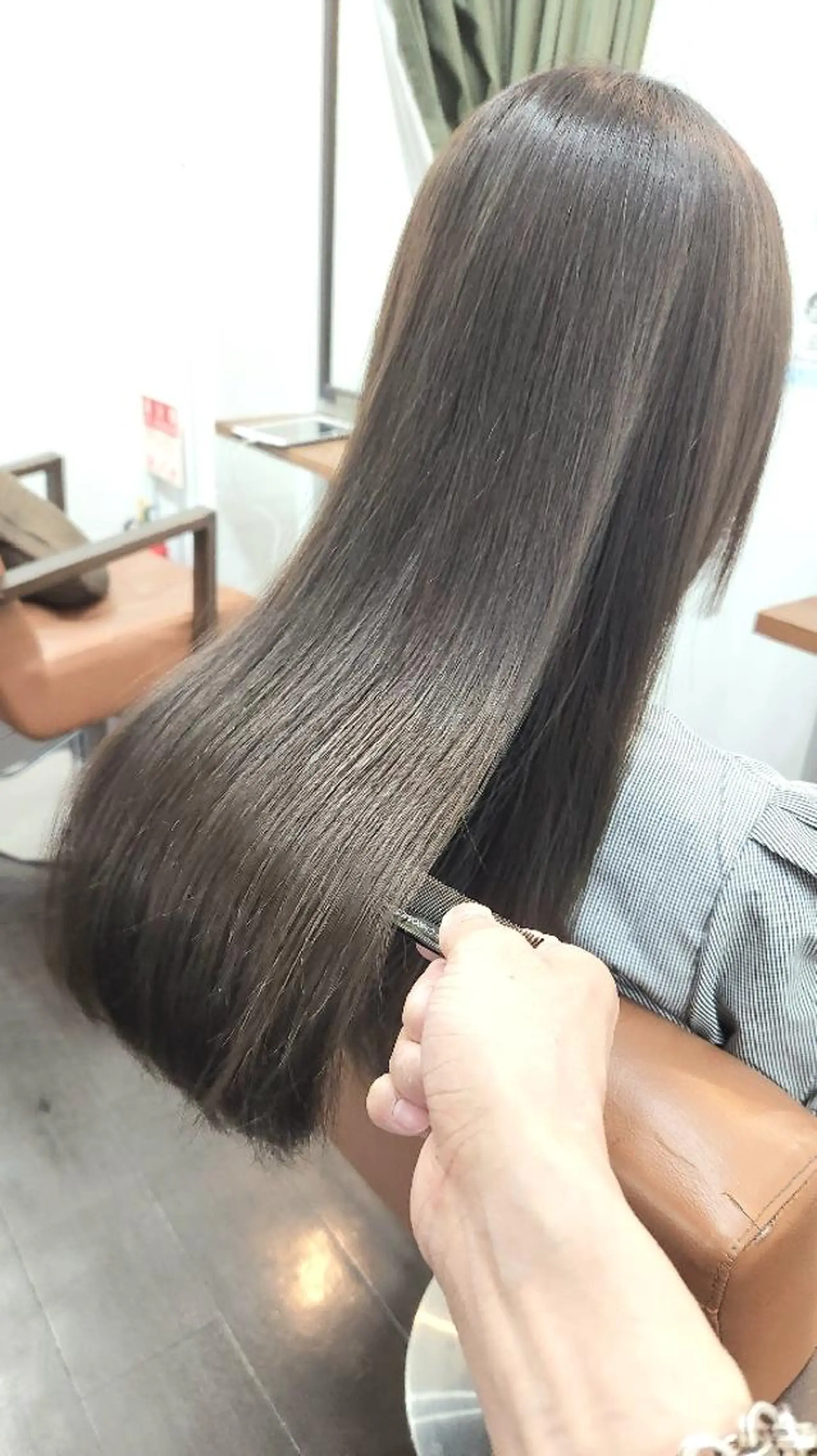 ロング 髪質改善 ロング 縮毛矯正 トリートメント 酸熱トリートメント カット ヘアカラー トリートメント ヒロセ シュウジのヘアスタイル