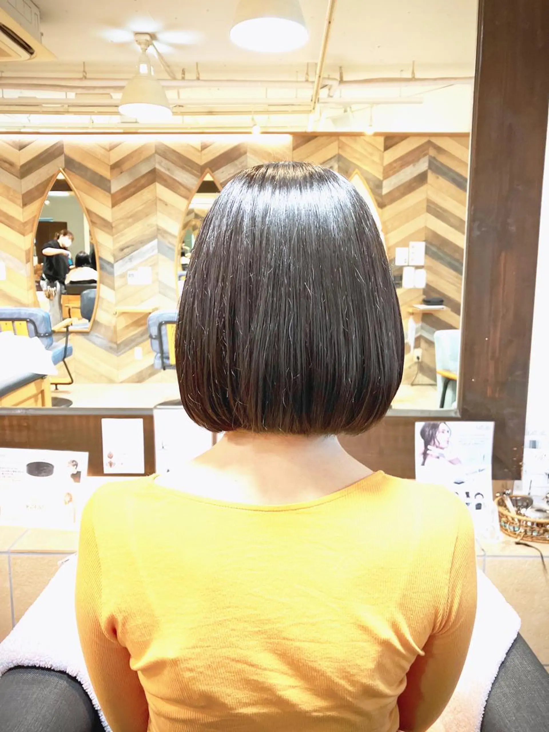 ショート カラー カット ヘアカラー トリートメント 奥谷 美代子のヘアスタイル