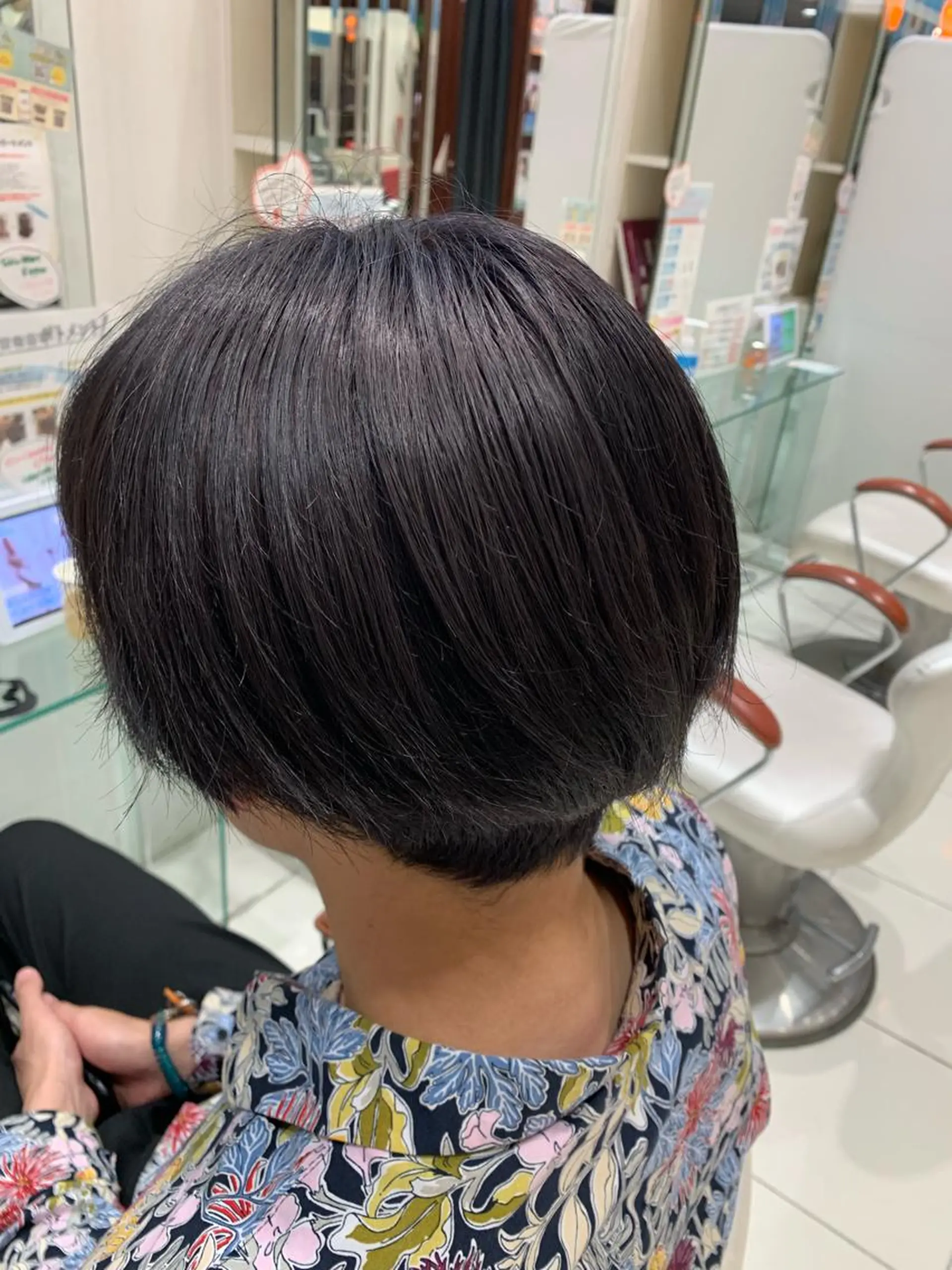 カラー メンズ グレージュ 金井 郁弥のヘアスタイル