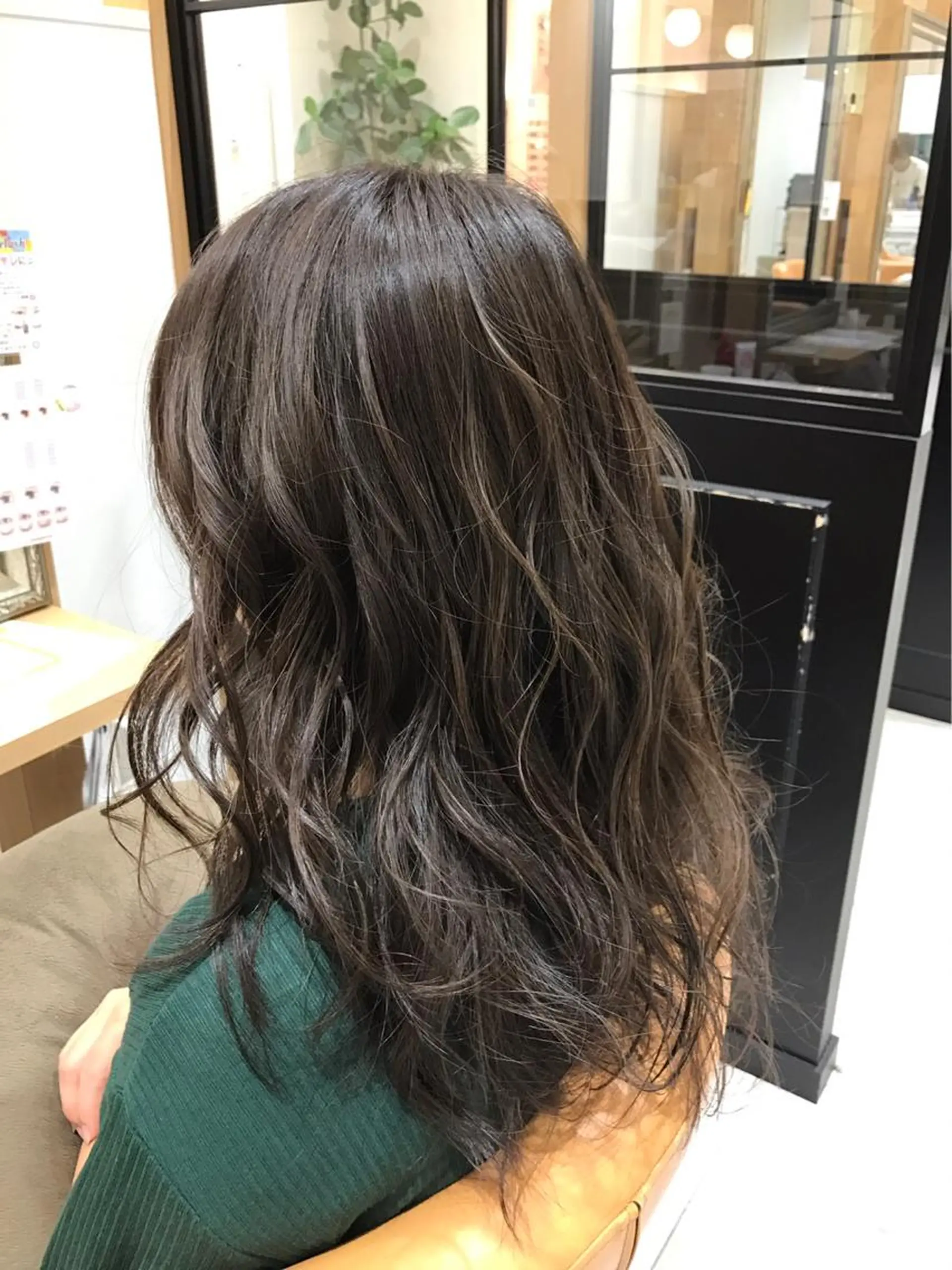 カラー 藤井 ひろとのヘアスタイル